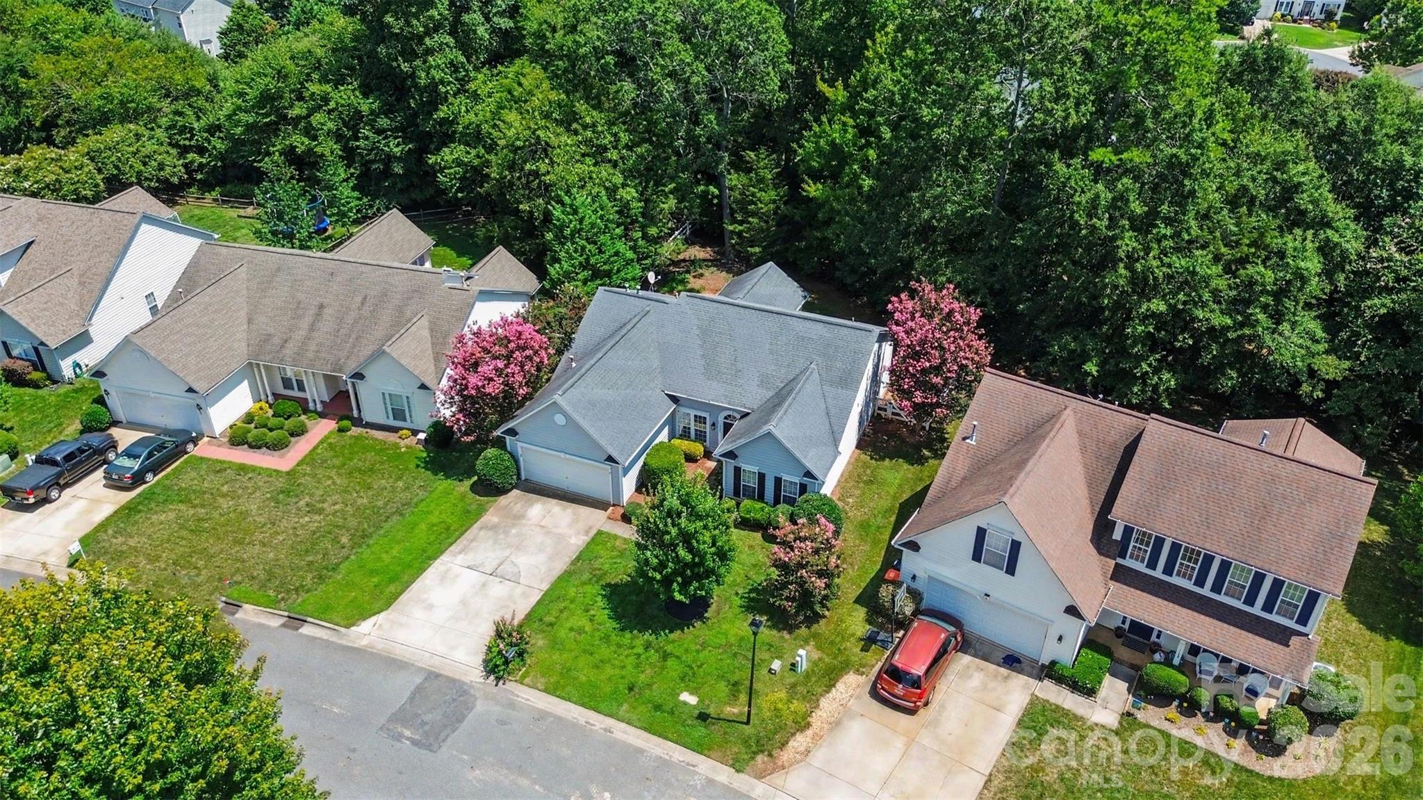 1132 Gower Street Property Photo 40