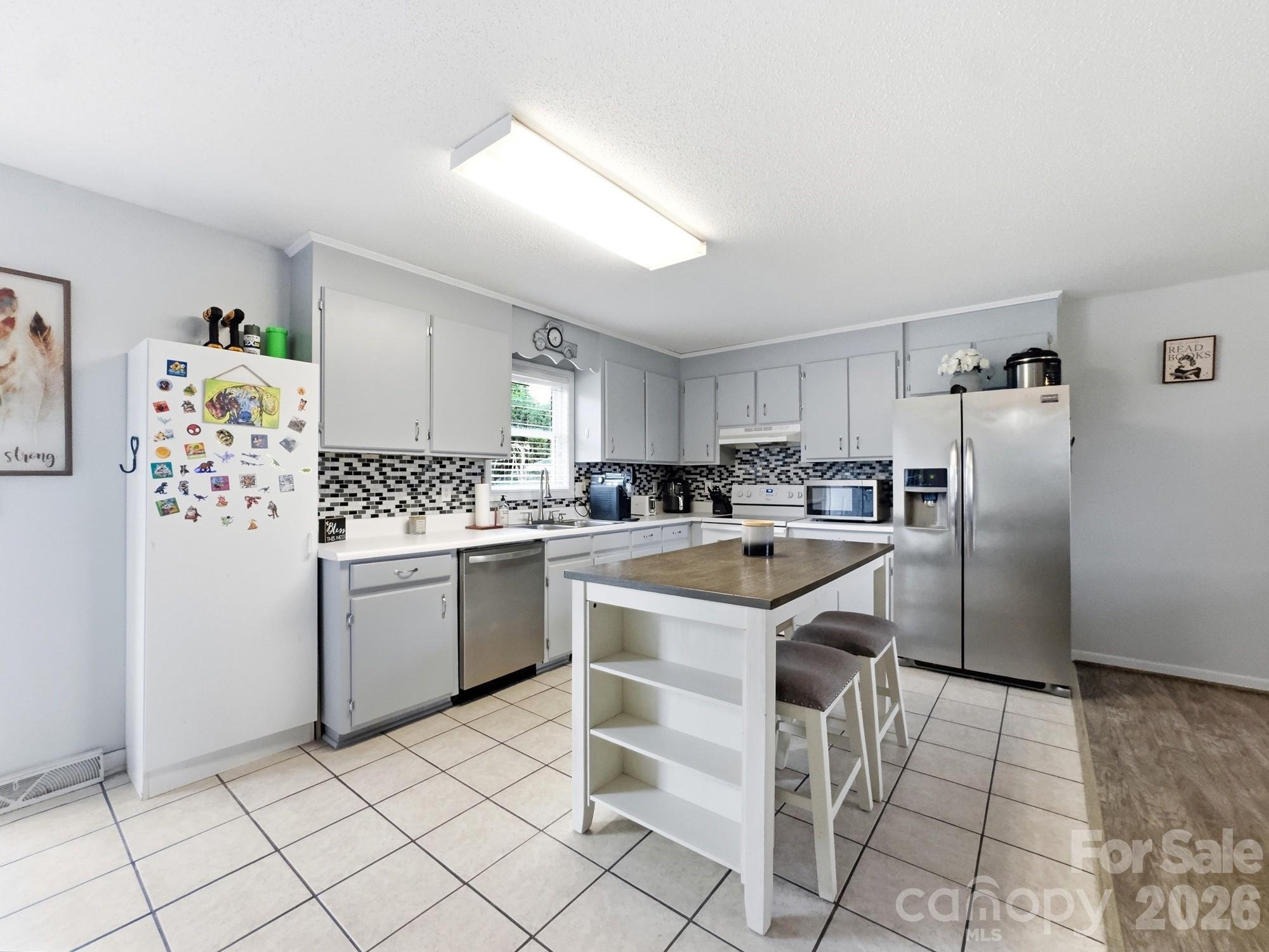 34295 Springdale Drive Property Photo 11