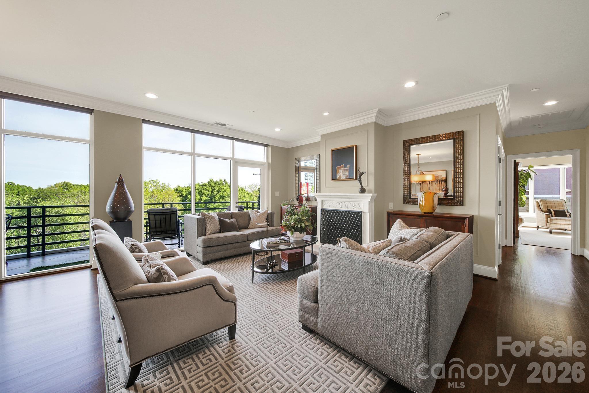 400 N Church Street 516 Property Photo 4