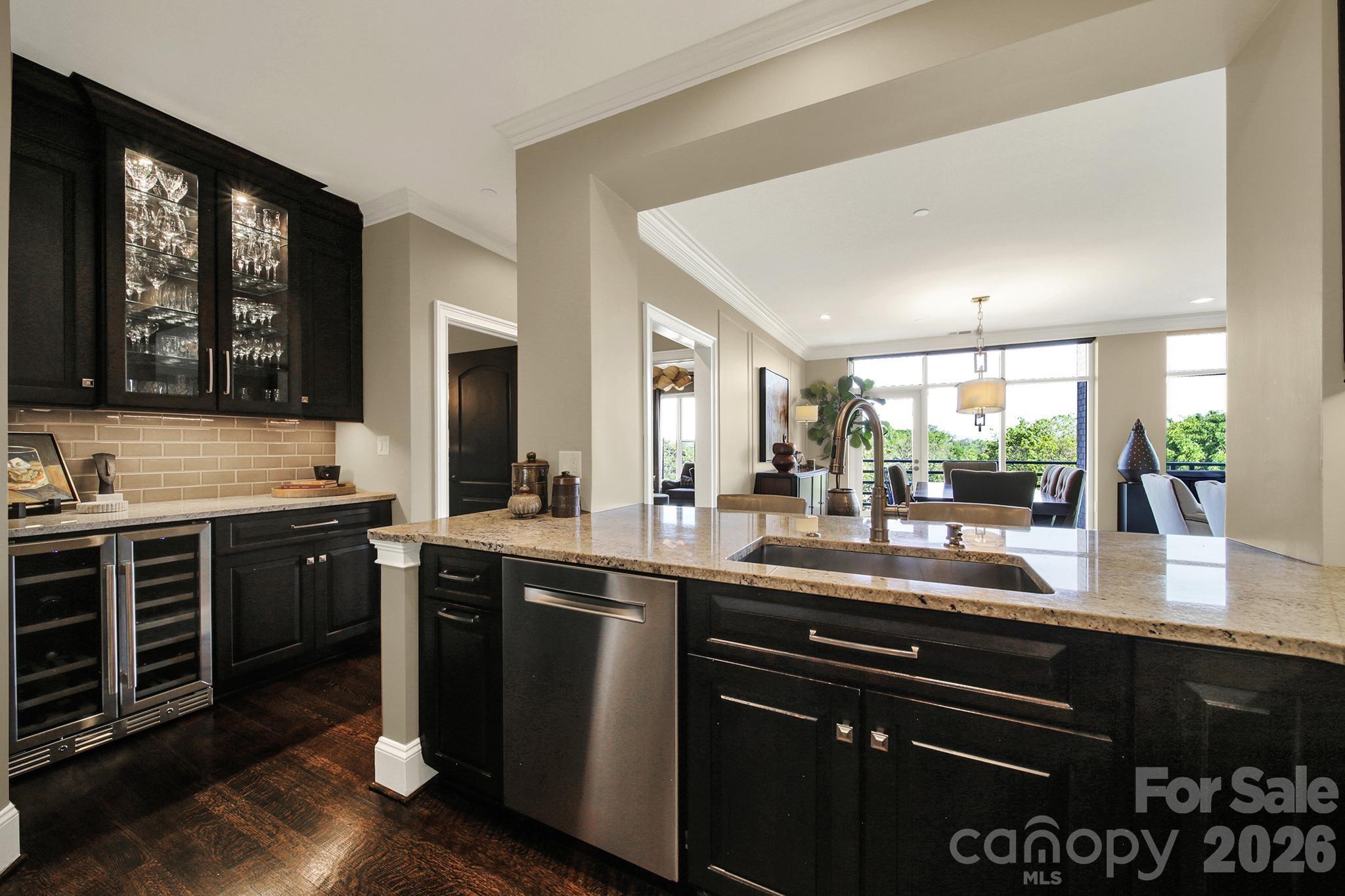 400 N Church Street 516 Property Photo 23