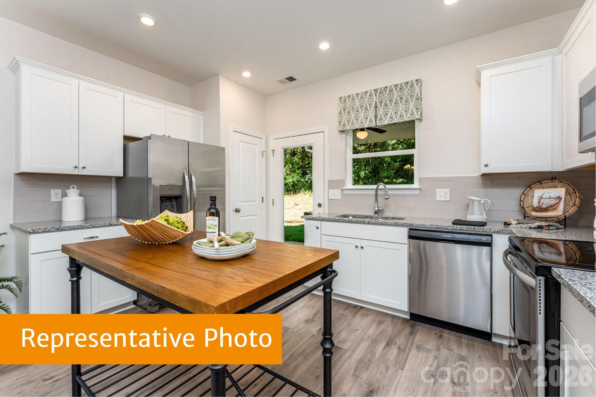 600 Rowe Crossing Drive Property Photo 11
