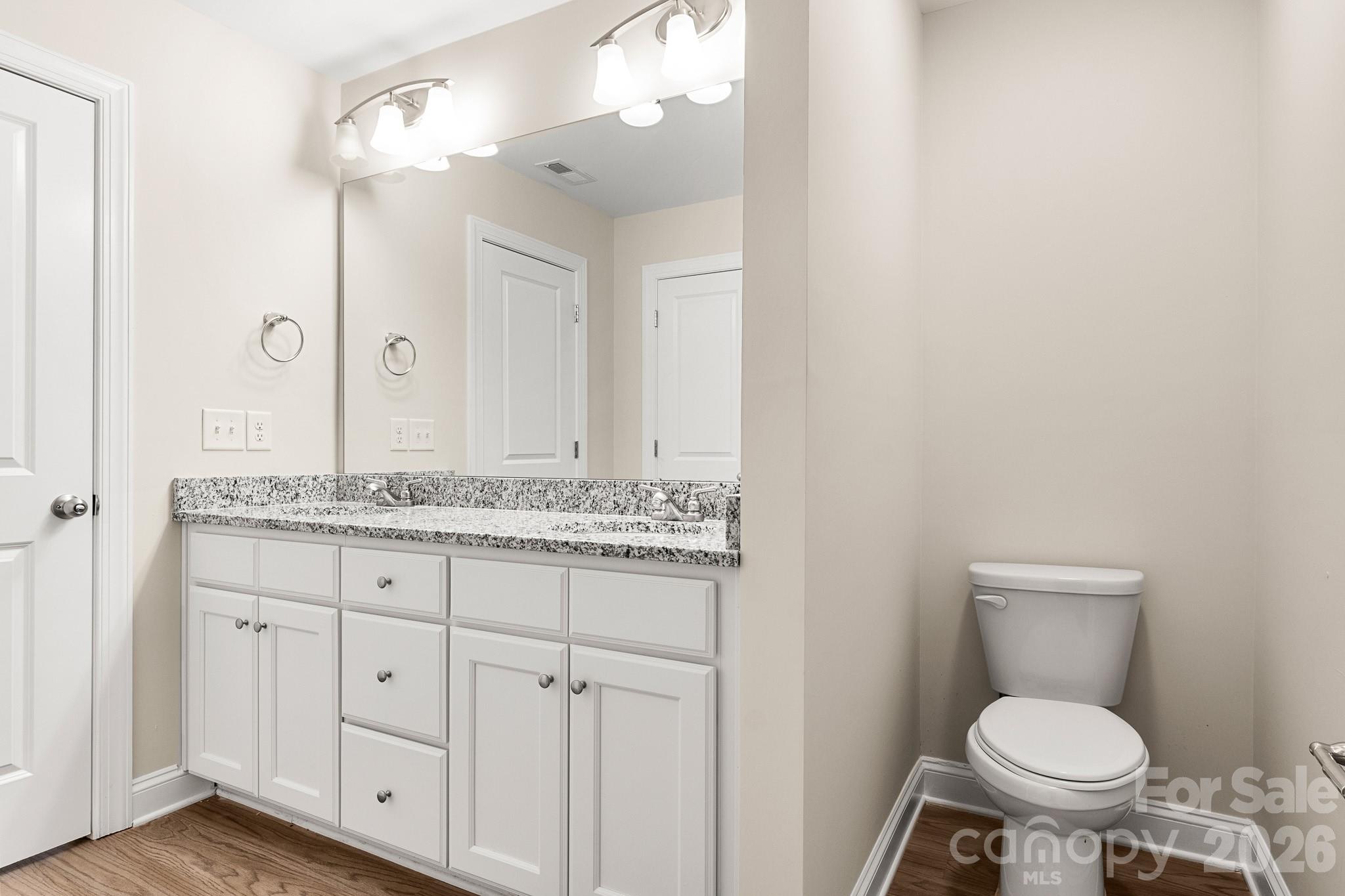 2595 Henry Falls Drive Property Photo 30