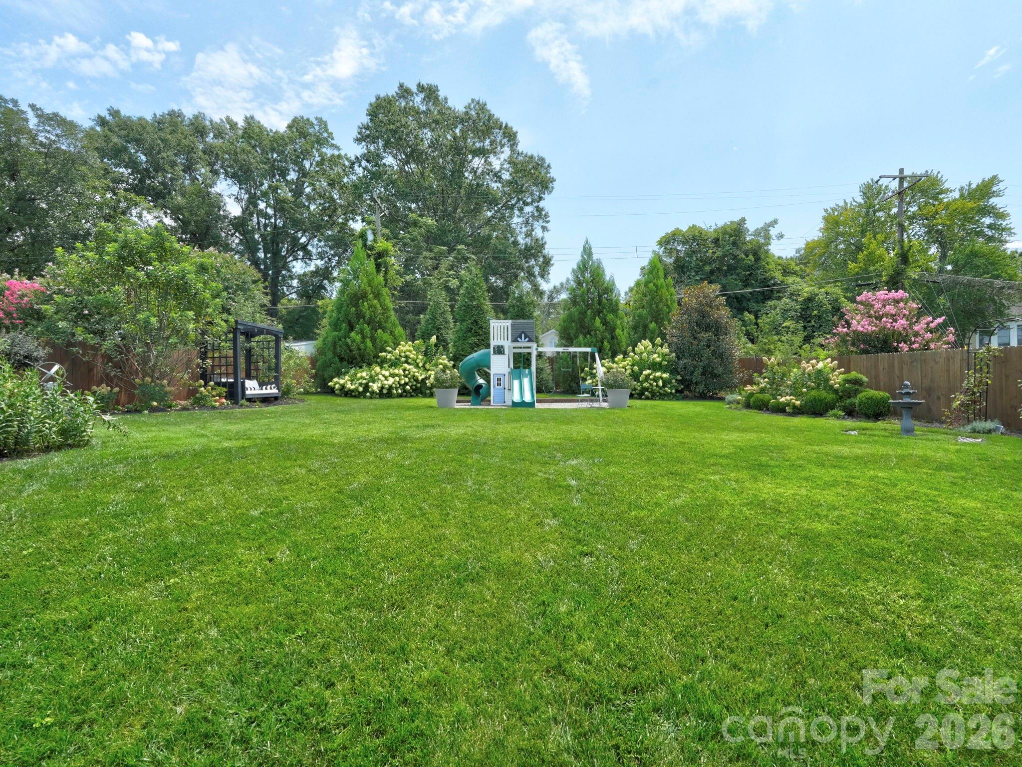 2028 Eaton Road Property Photo 39