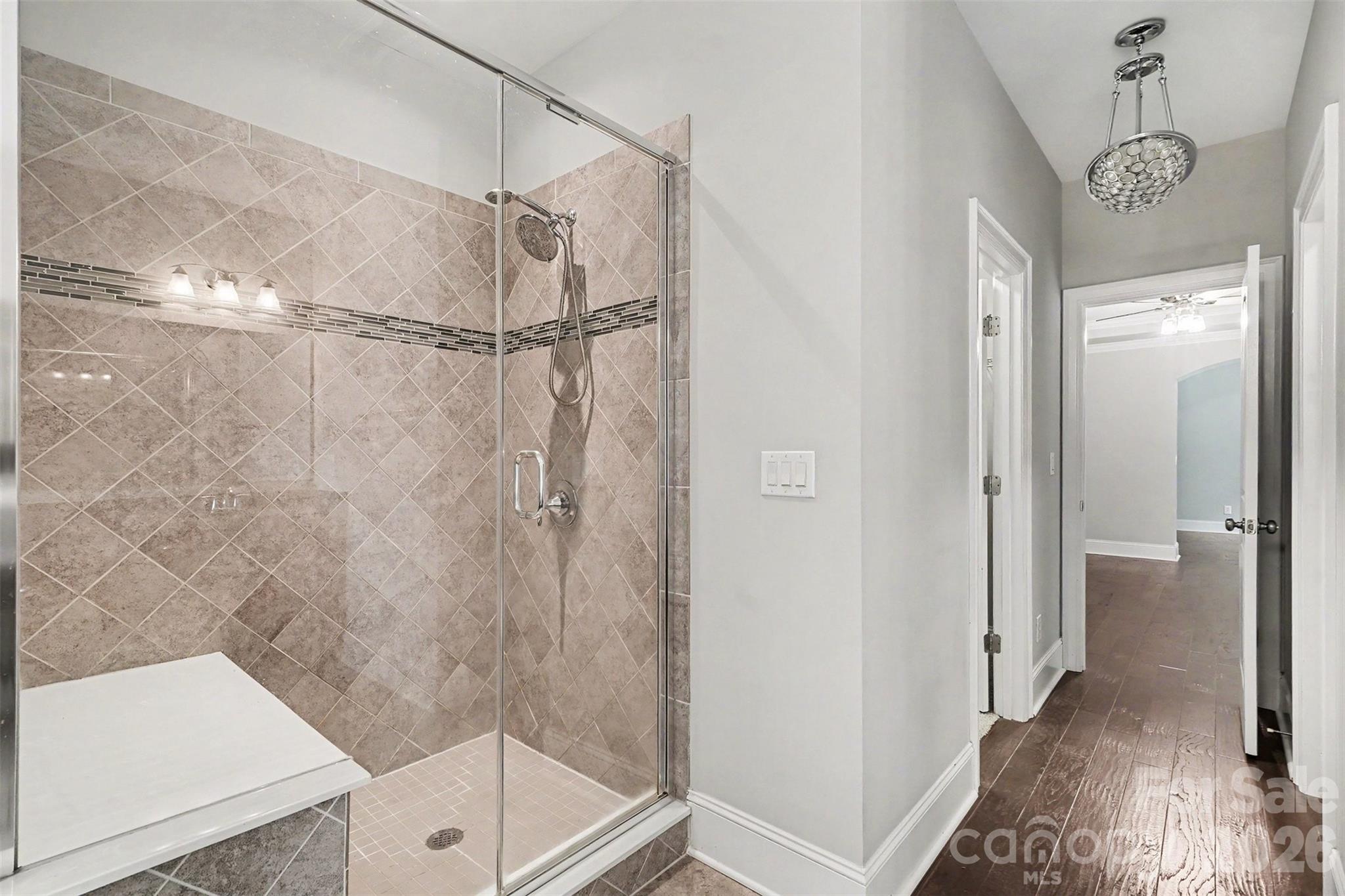 1526 Afton Way Property Photo 28