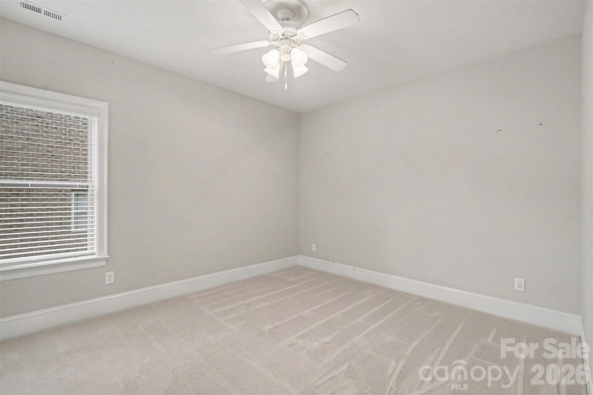 1526 Afton Way Property Photo 38