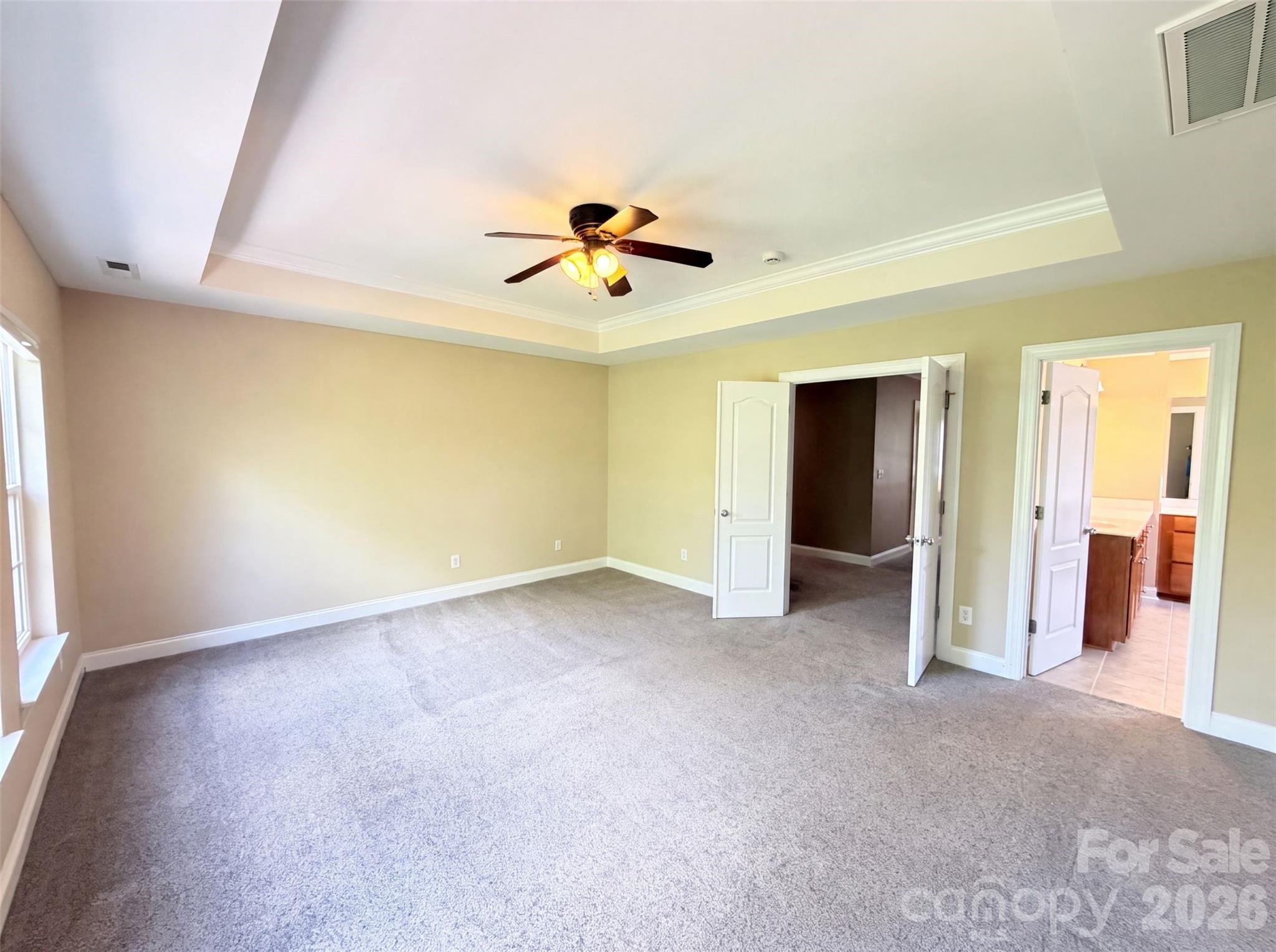 9928 Daufuskie Drive Property Photo 4