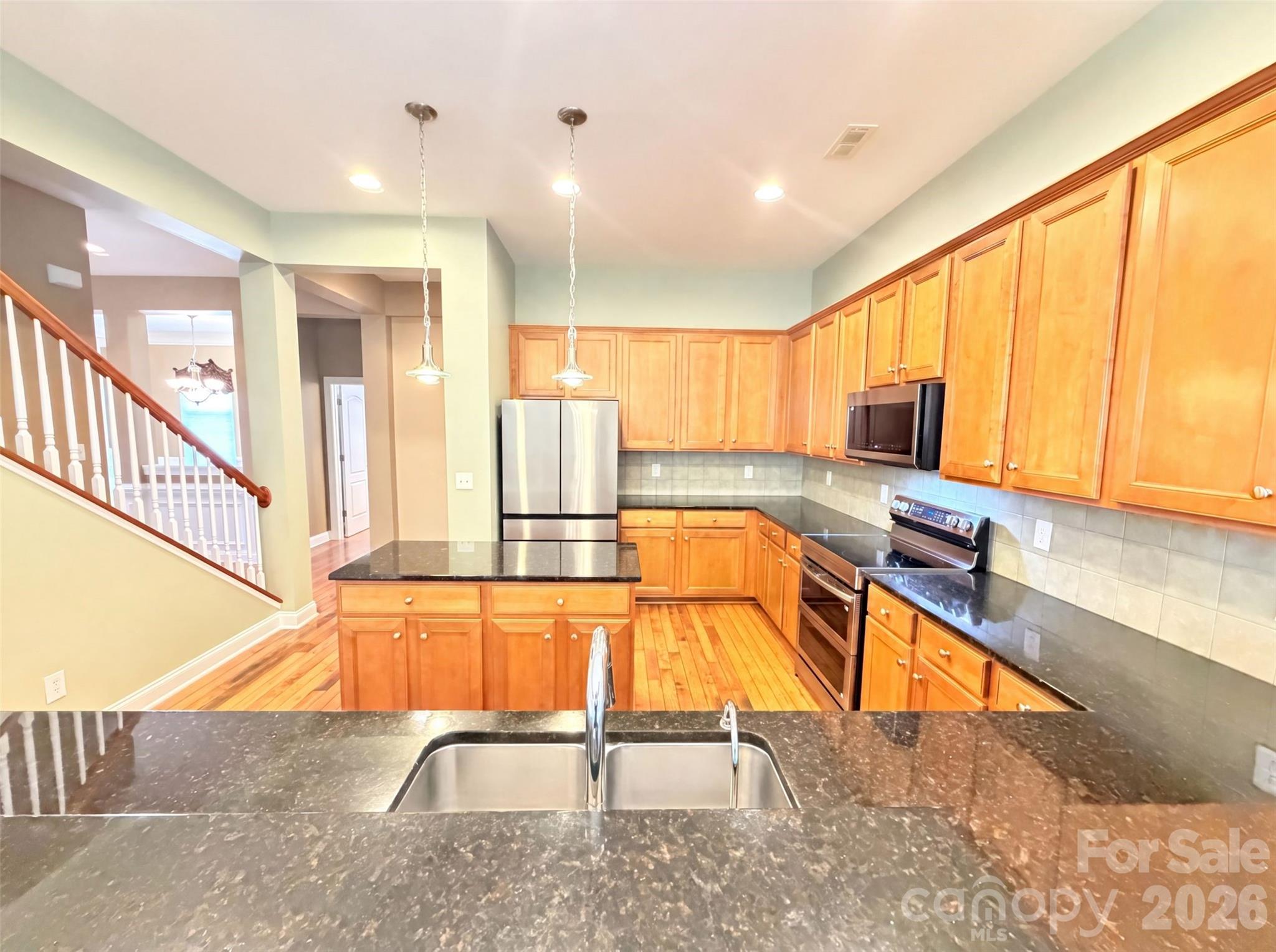9928 Daufuskie Drive Property Photo 8