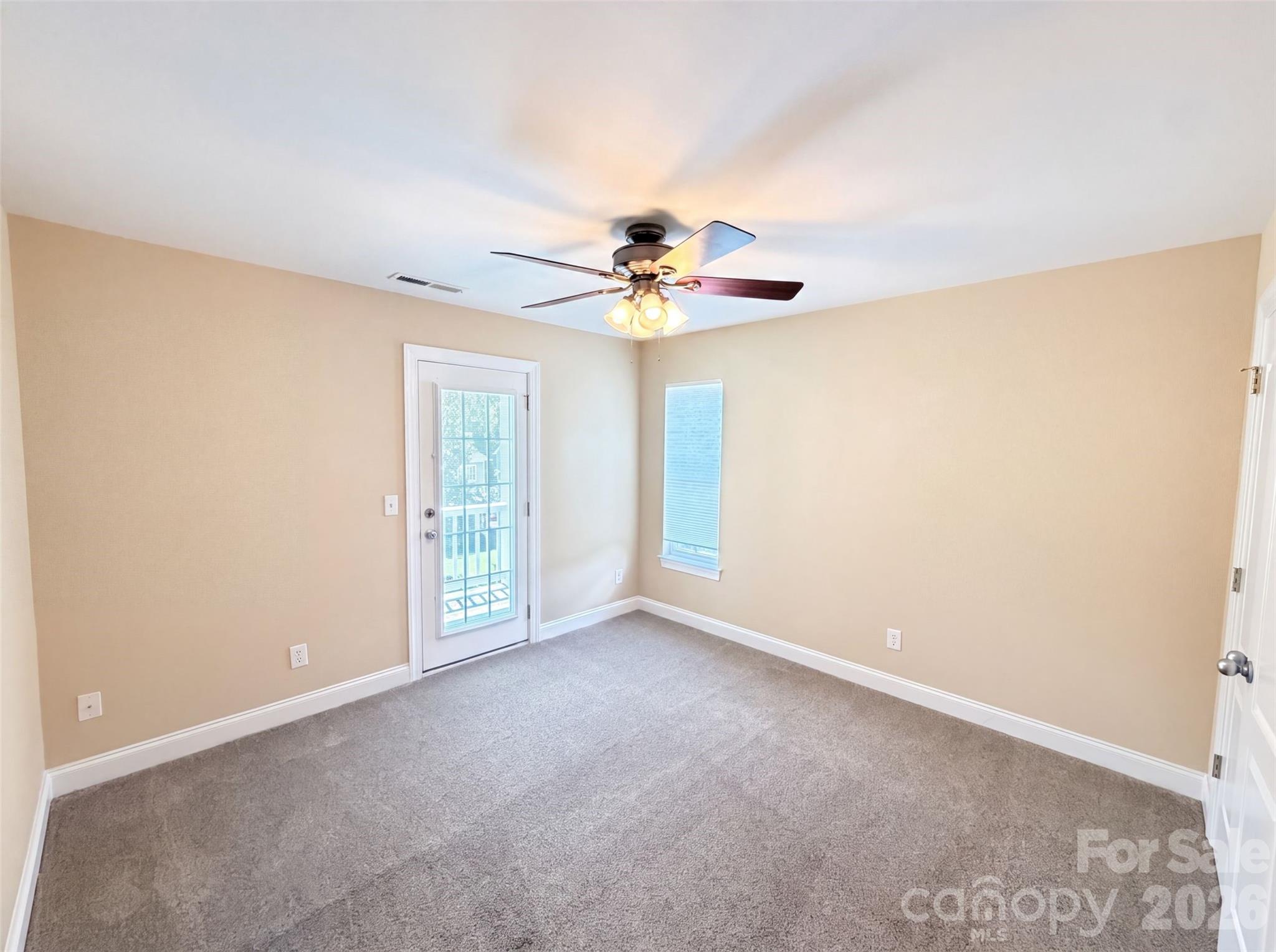9928 Daufuskie Drive Property Photo 13