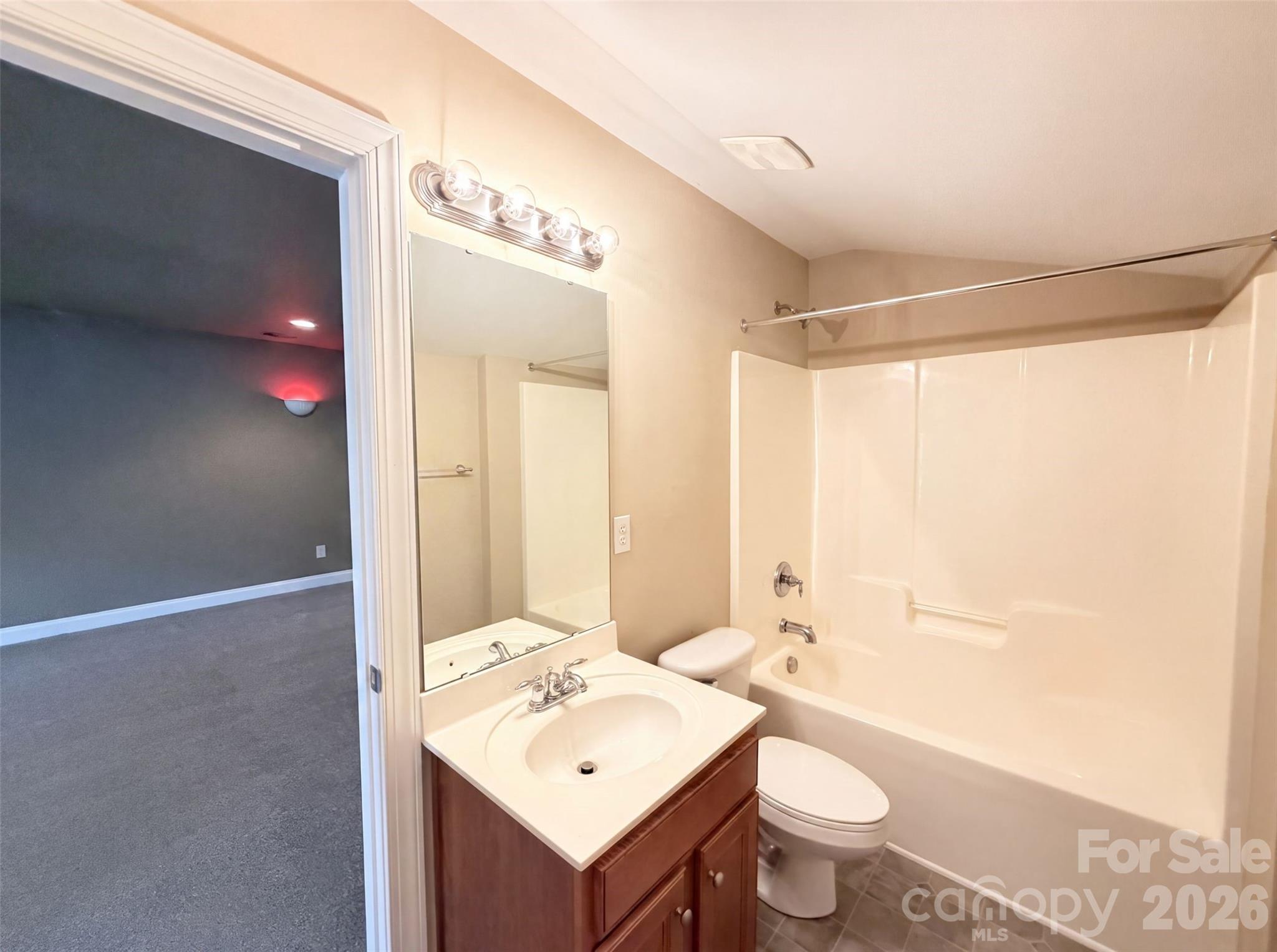 9928 Daufuskie Drive Property Photo 19
