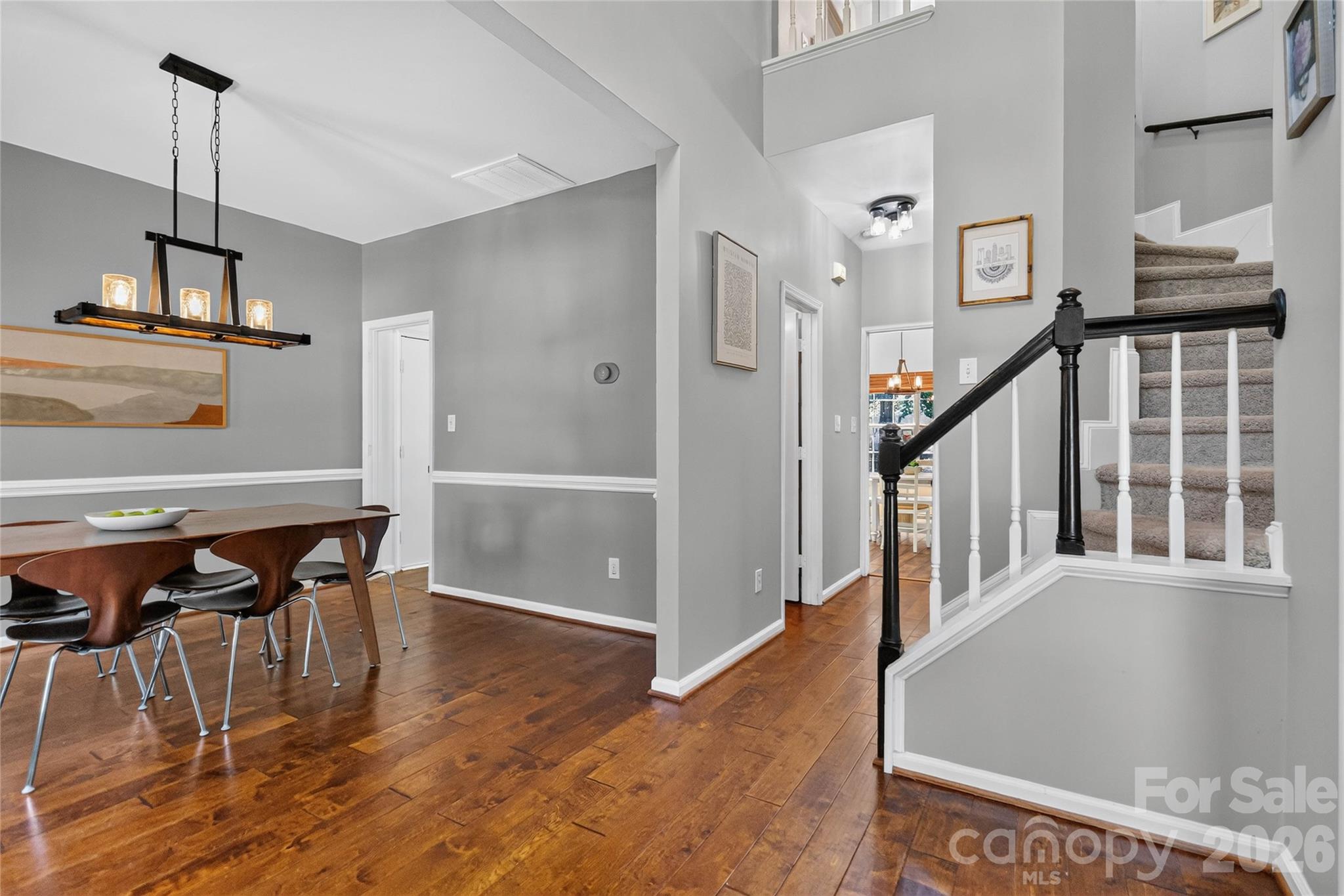 8914 Raven Park Drive Property Photo 6