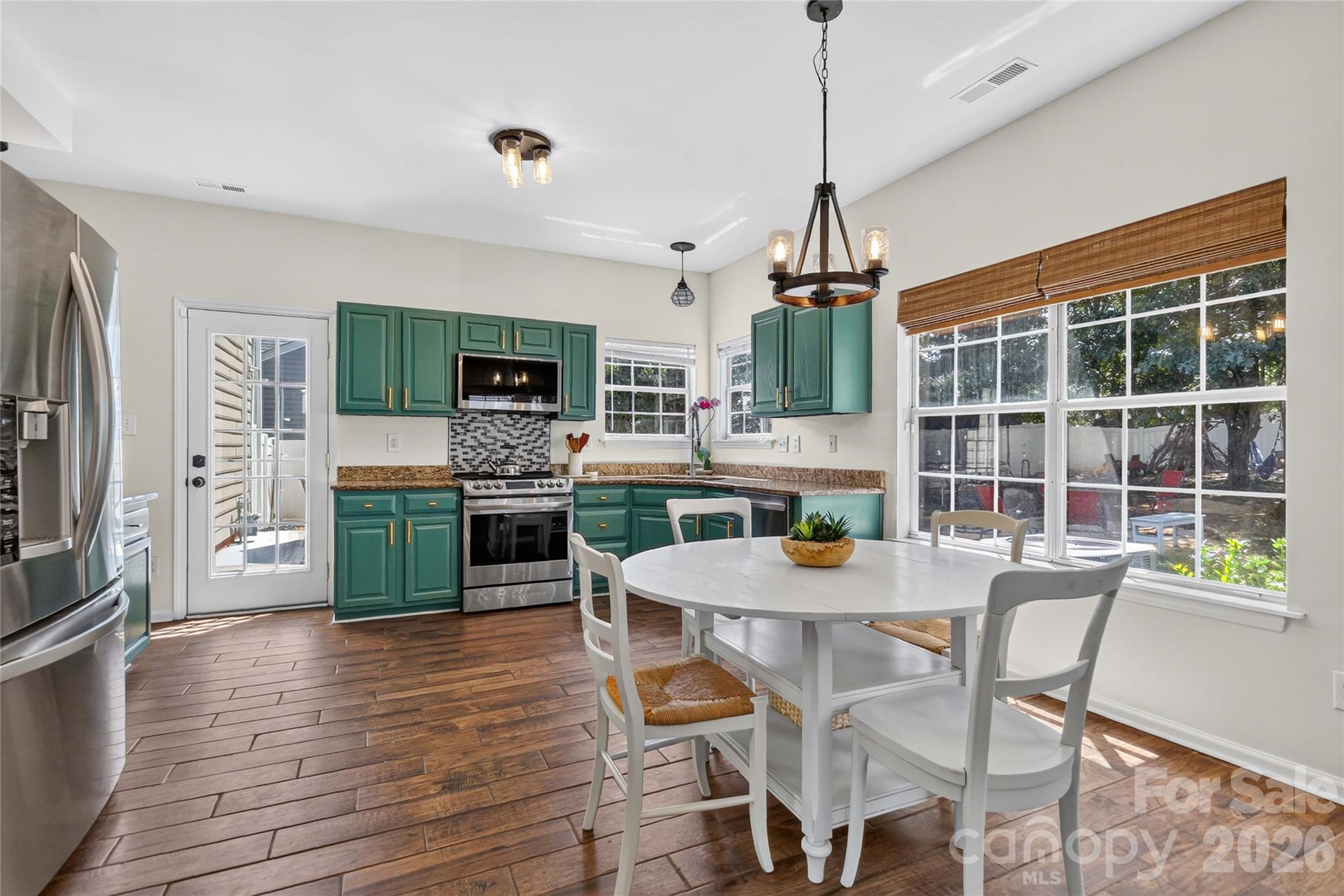 8914 Raven Park Drive Property Photo 16