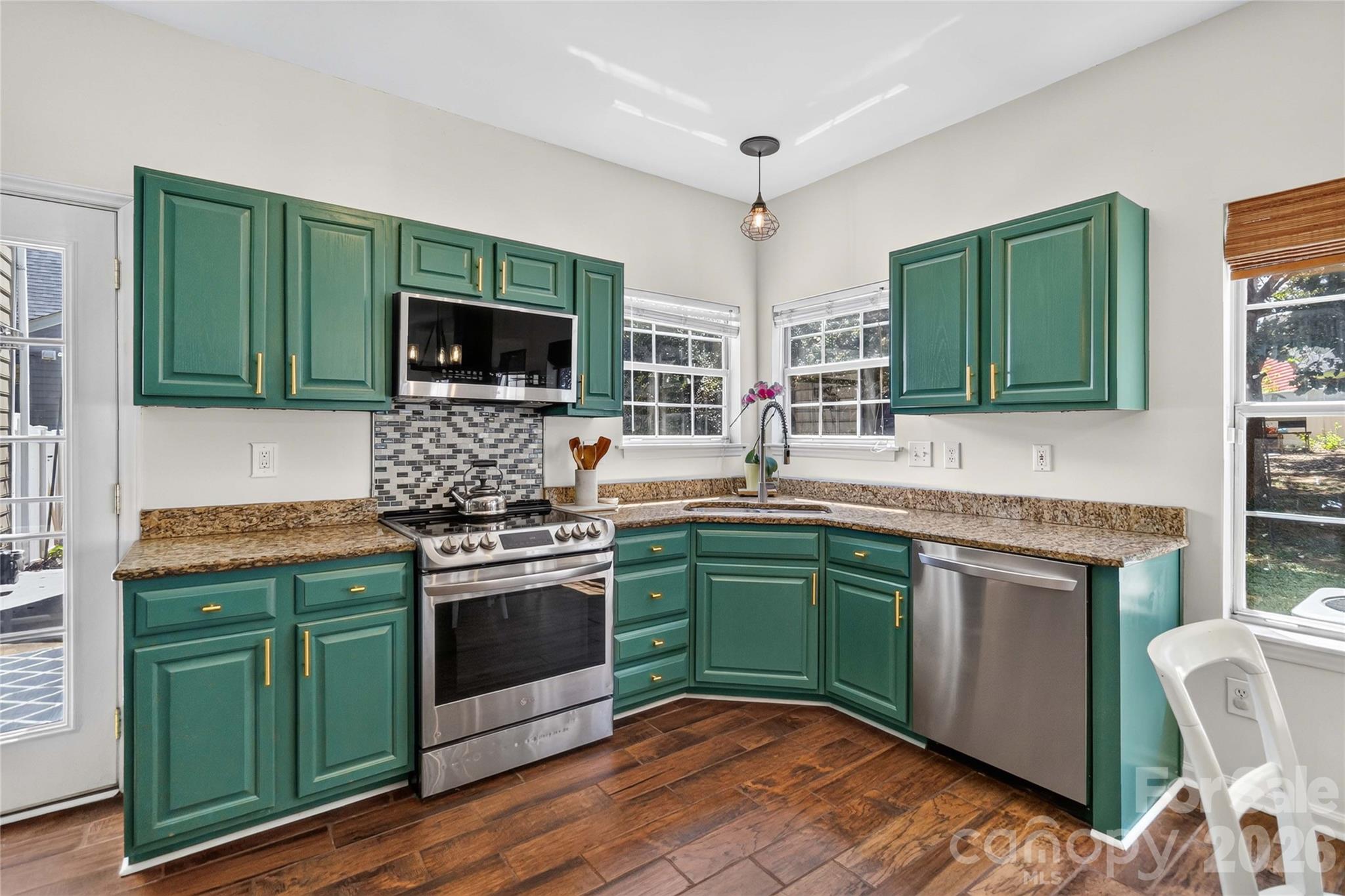 8914 Raven Park Drive Property Photo 17