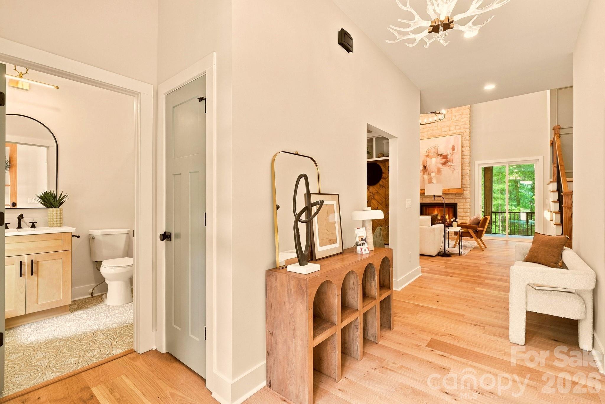 2189 Lighthouse Lane Property Photo 10