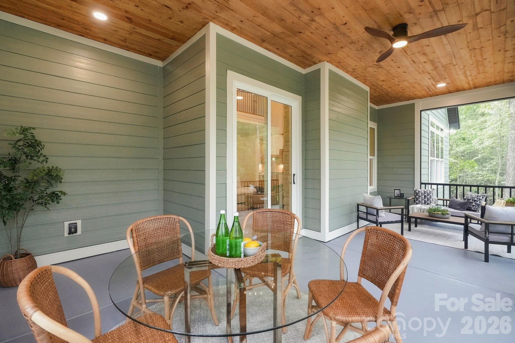 2189 Lighthouse Lane Property Photo 43