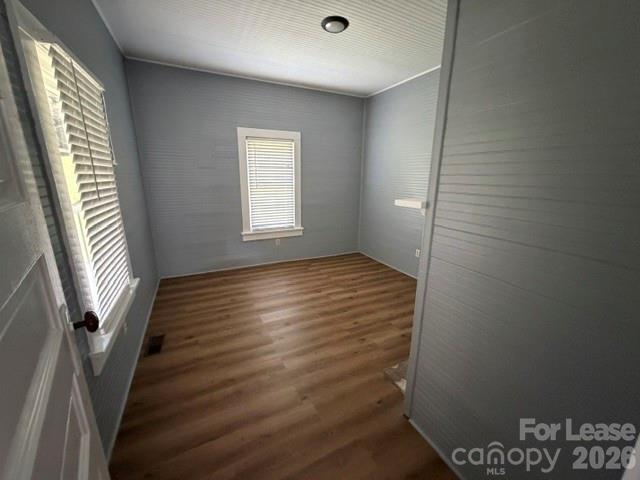 559 Shady Lane Property Photo 5