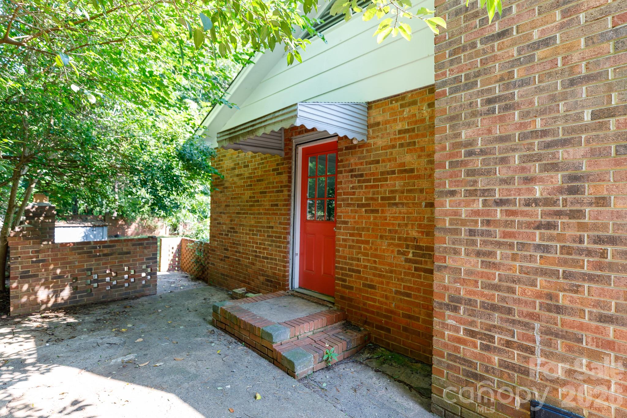 731 Level Street Property Photo 21