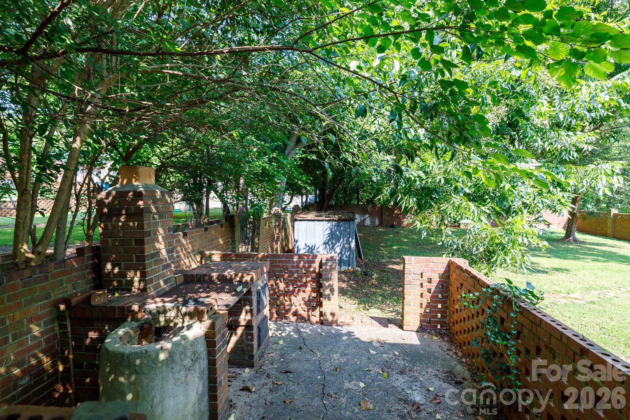731 Level Street Property Photo 23