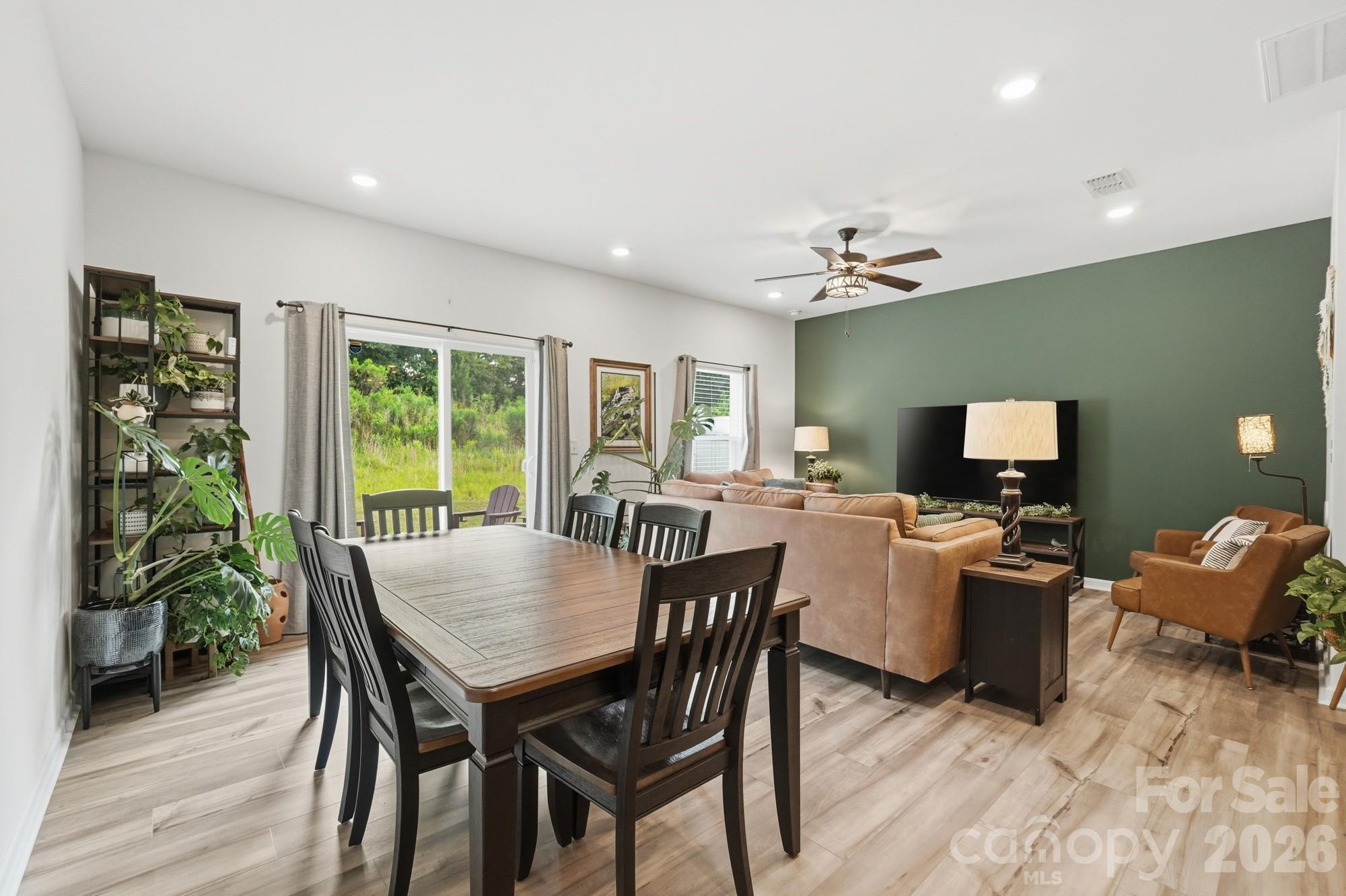 5243 Maynard Hill Drive Property Photo 11