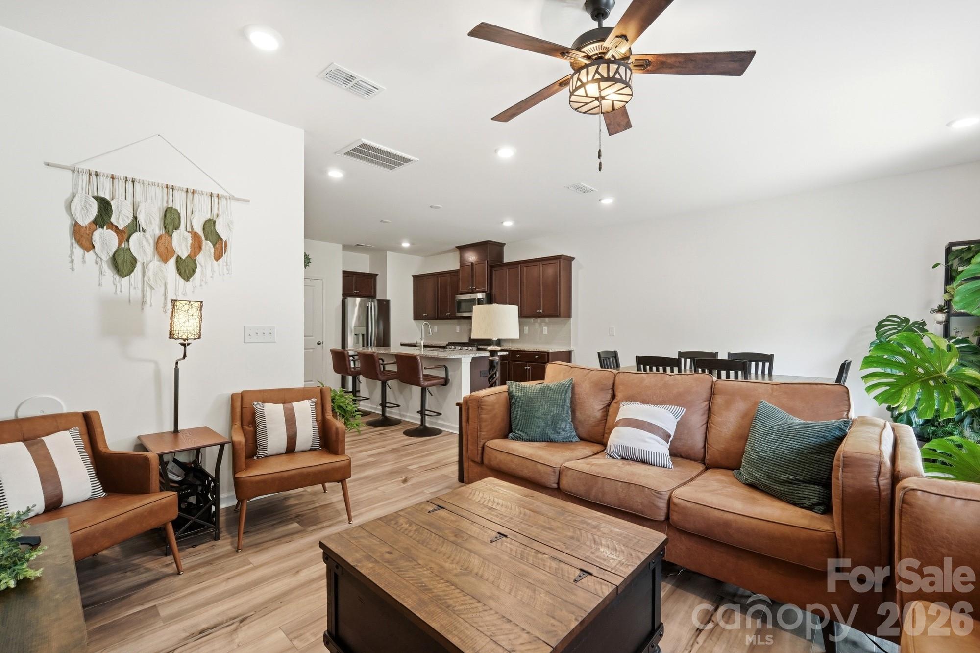 5243 Maynard Hill Drive Property Photo 15