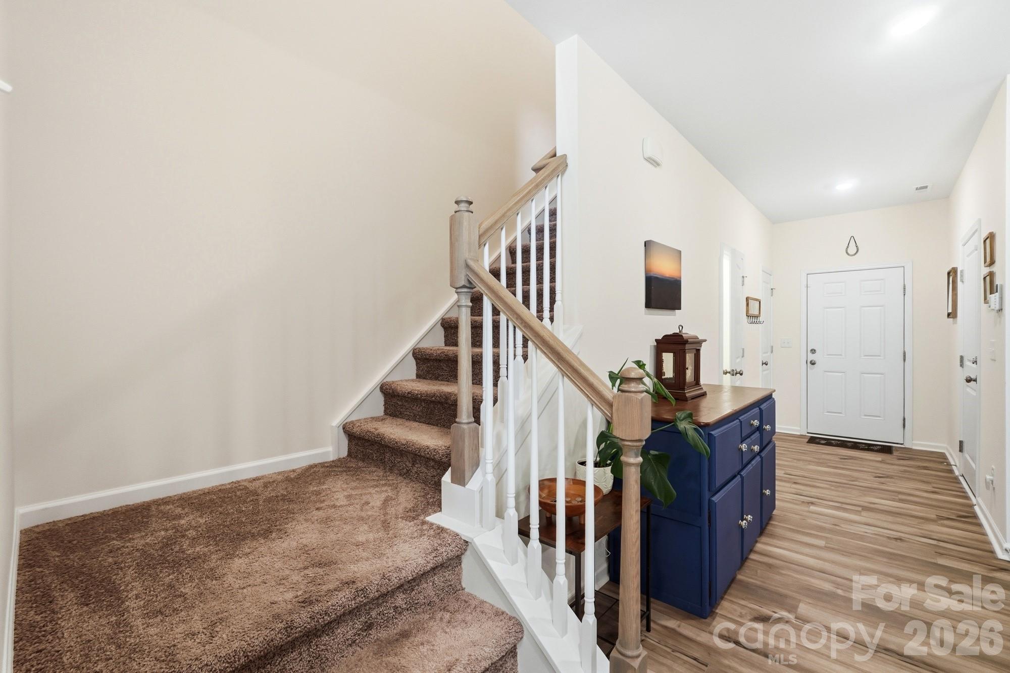 5243 Maynard Hill Drive Property Photo 17