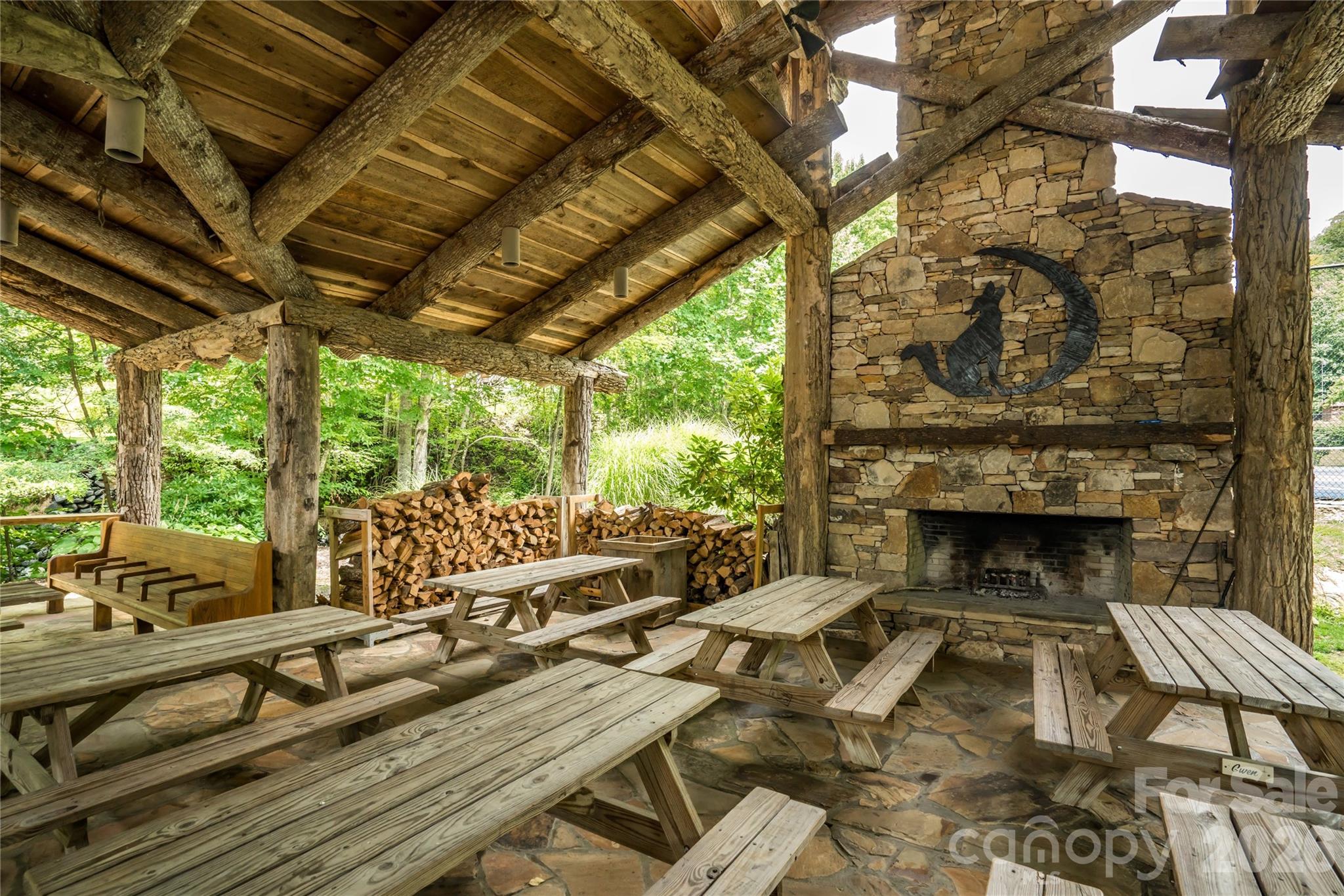 84 Goldenleaf Road Property Photo 19