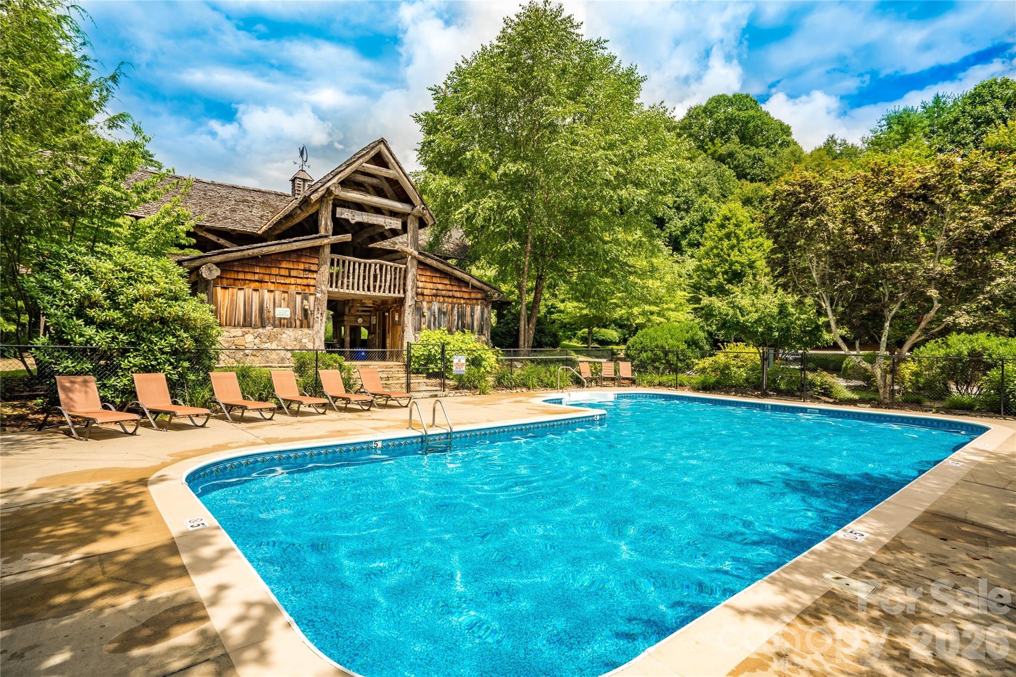 84 Goldenleaf Road Property Photo 20