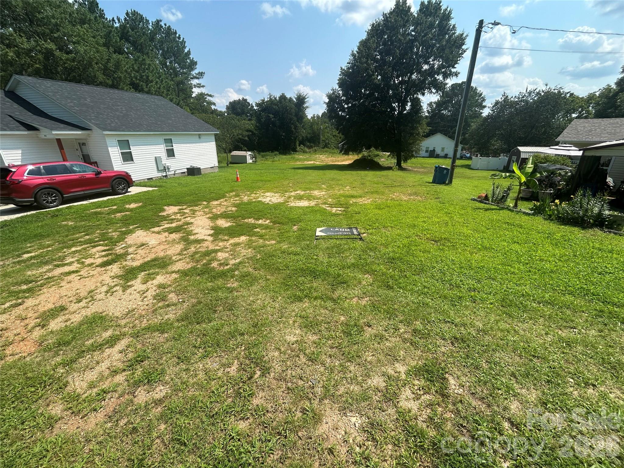 5908 Charleston Avenue Property Photo 3