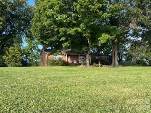 1211 Sharon School Road Property Photo 3