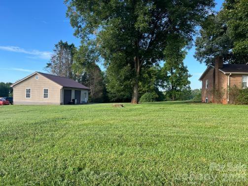 1211 Sharon School Road Property Photo 5