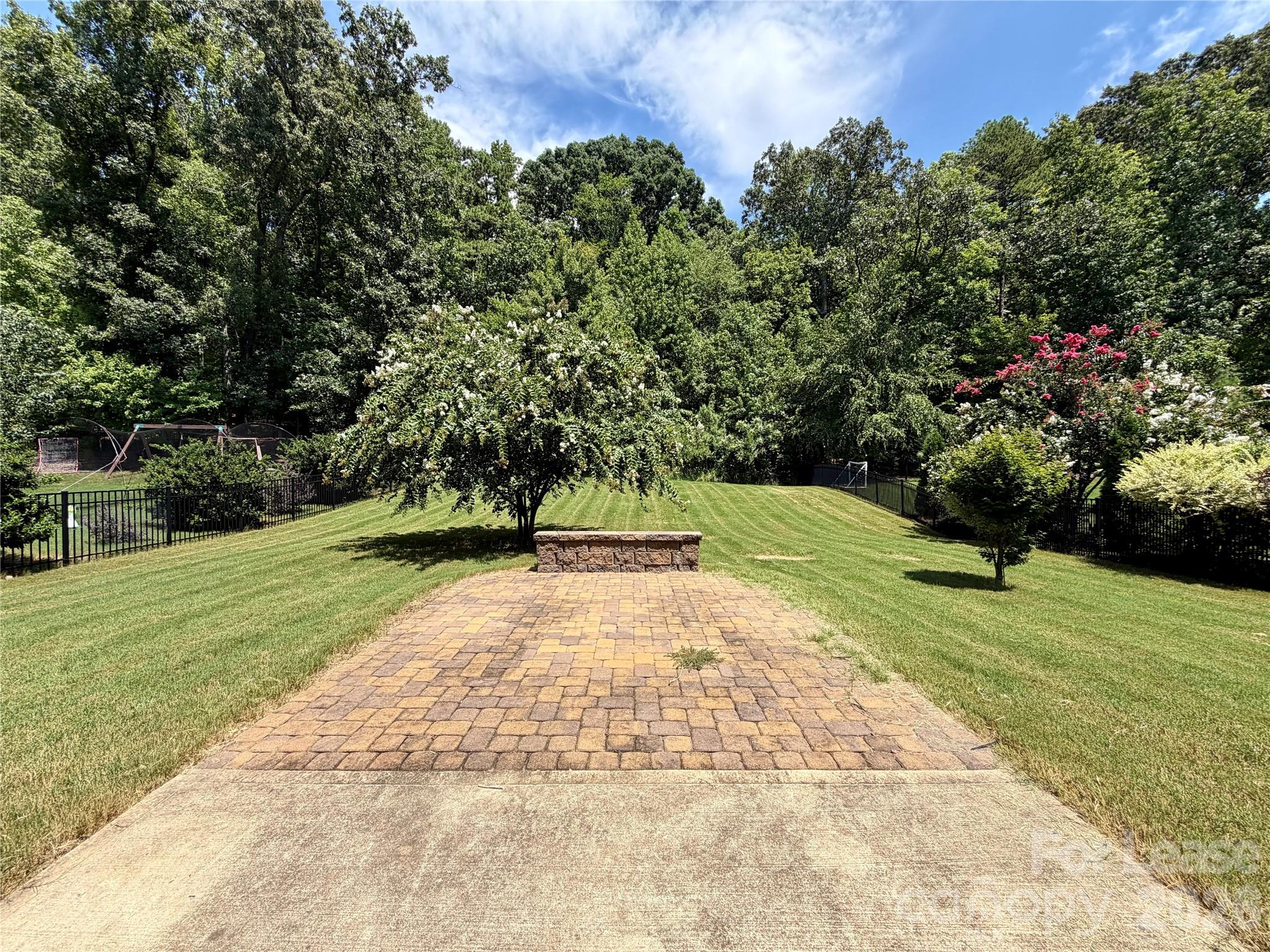 4019 Oakmere Road Property Photo 29