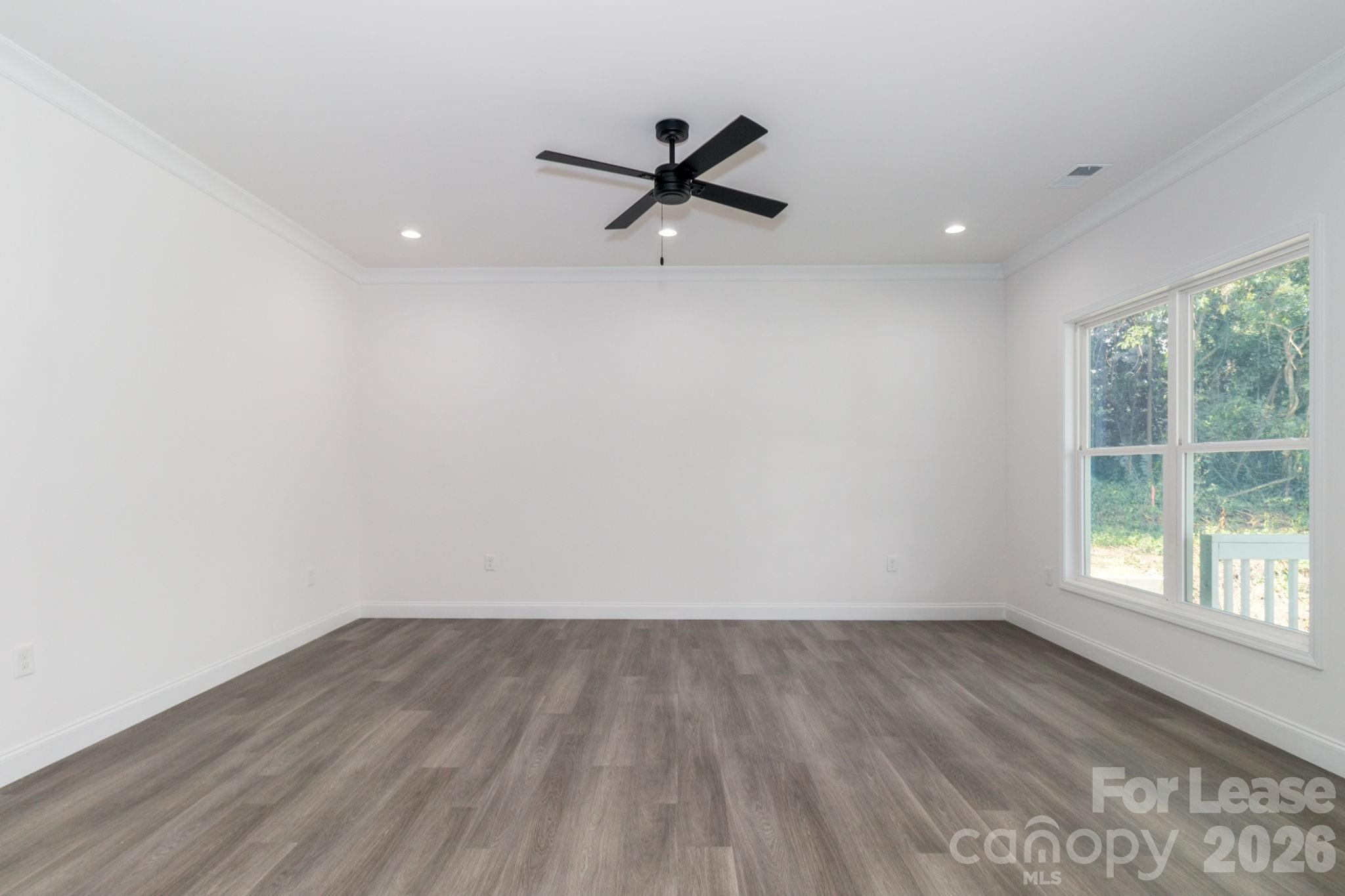 307 E Arch Street Property Photo 12
