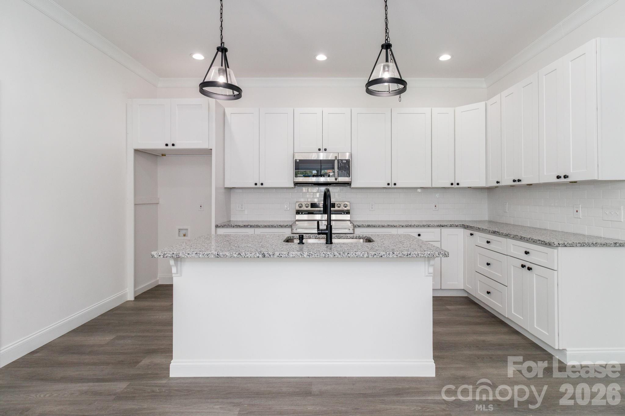 307 E Arch Street Property Photo 16