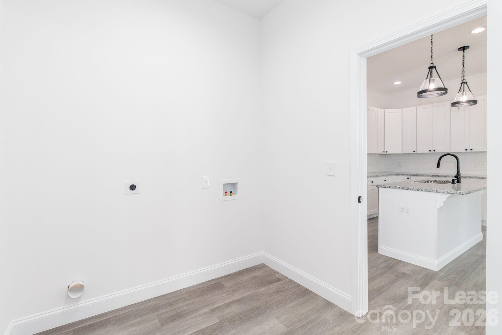 307 E Arch Street Property Photo 21