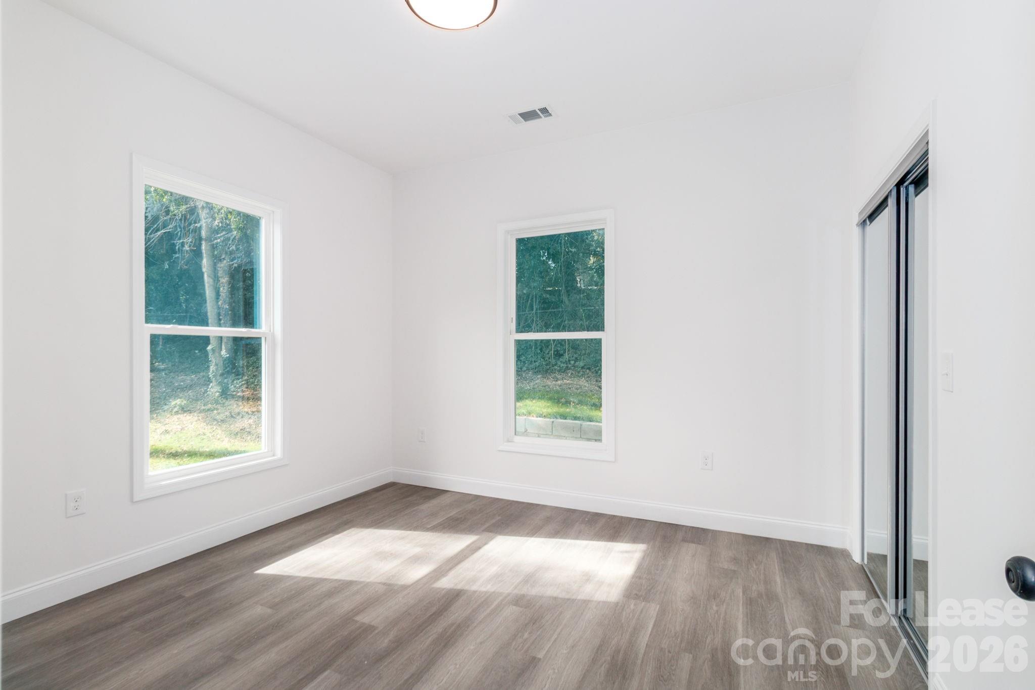 307 E Arch Street Property Photo 29