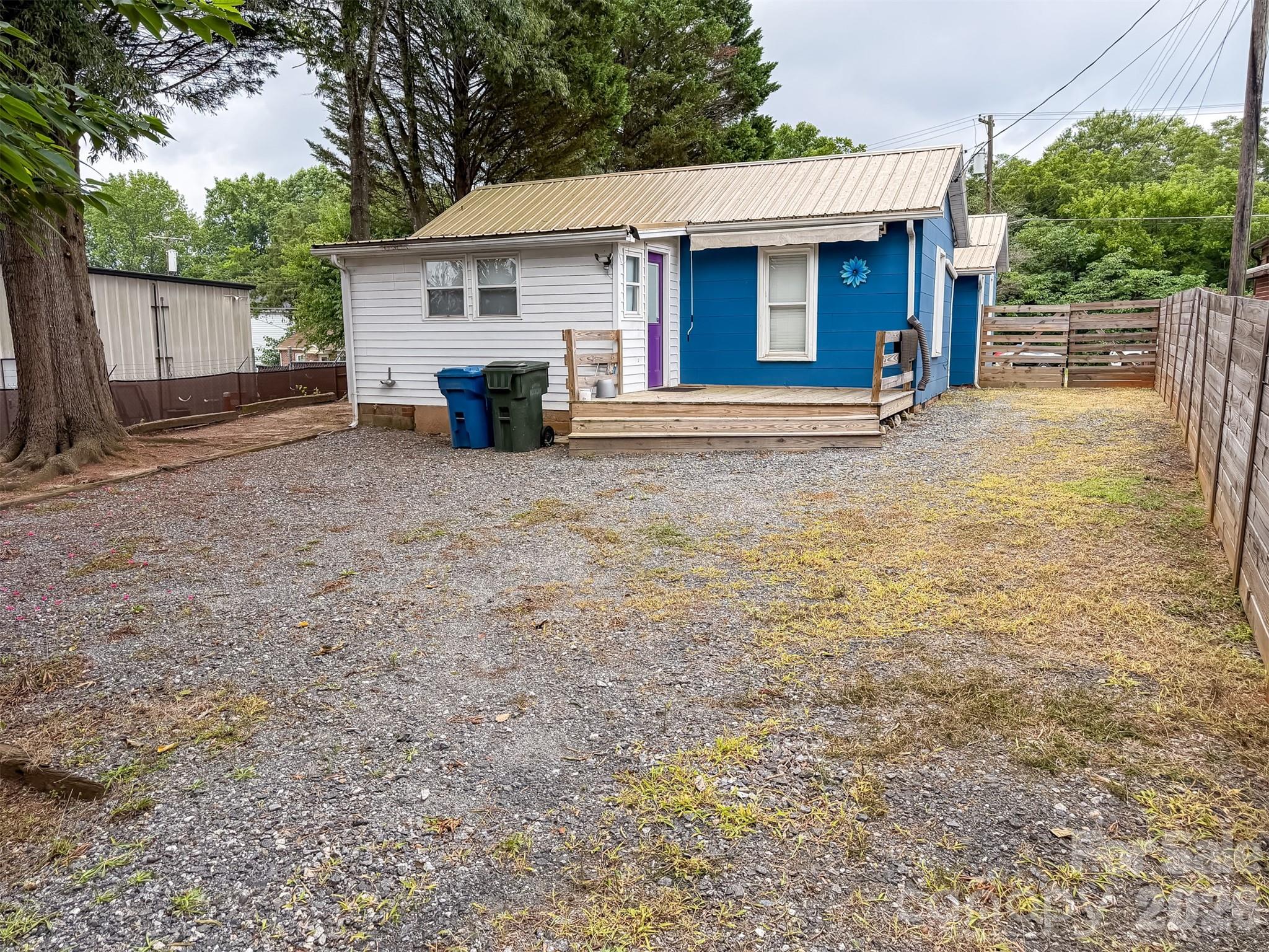 29 10th Street Property Photo 5