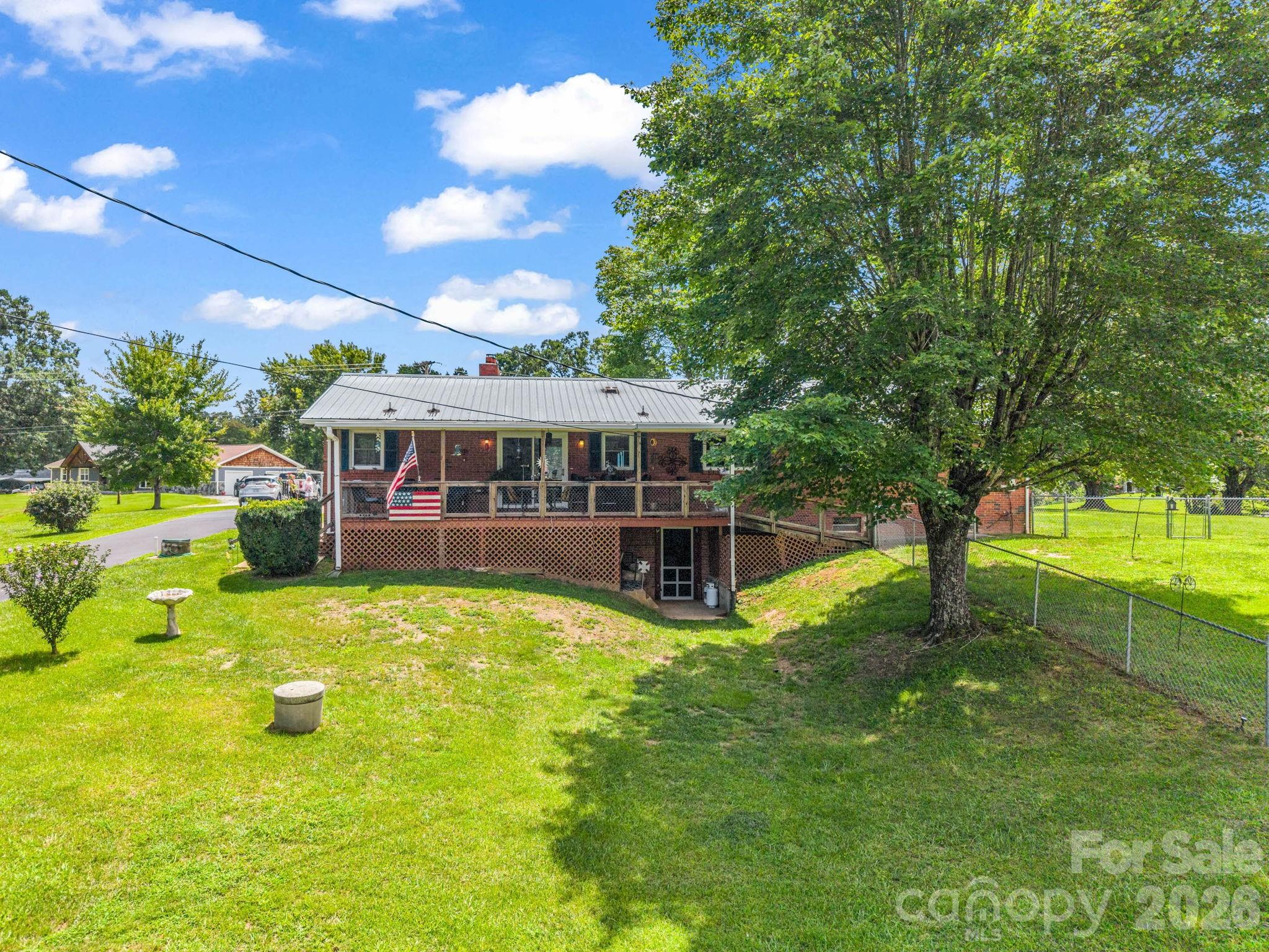 1244 Old Hwy 10 Highway Property Photo 4