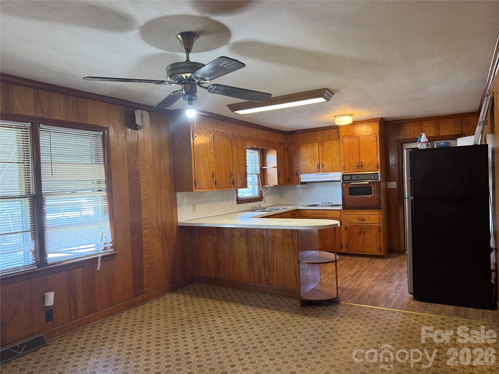 206 W Welsh Street Property Photo 7