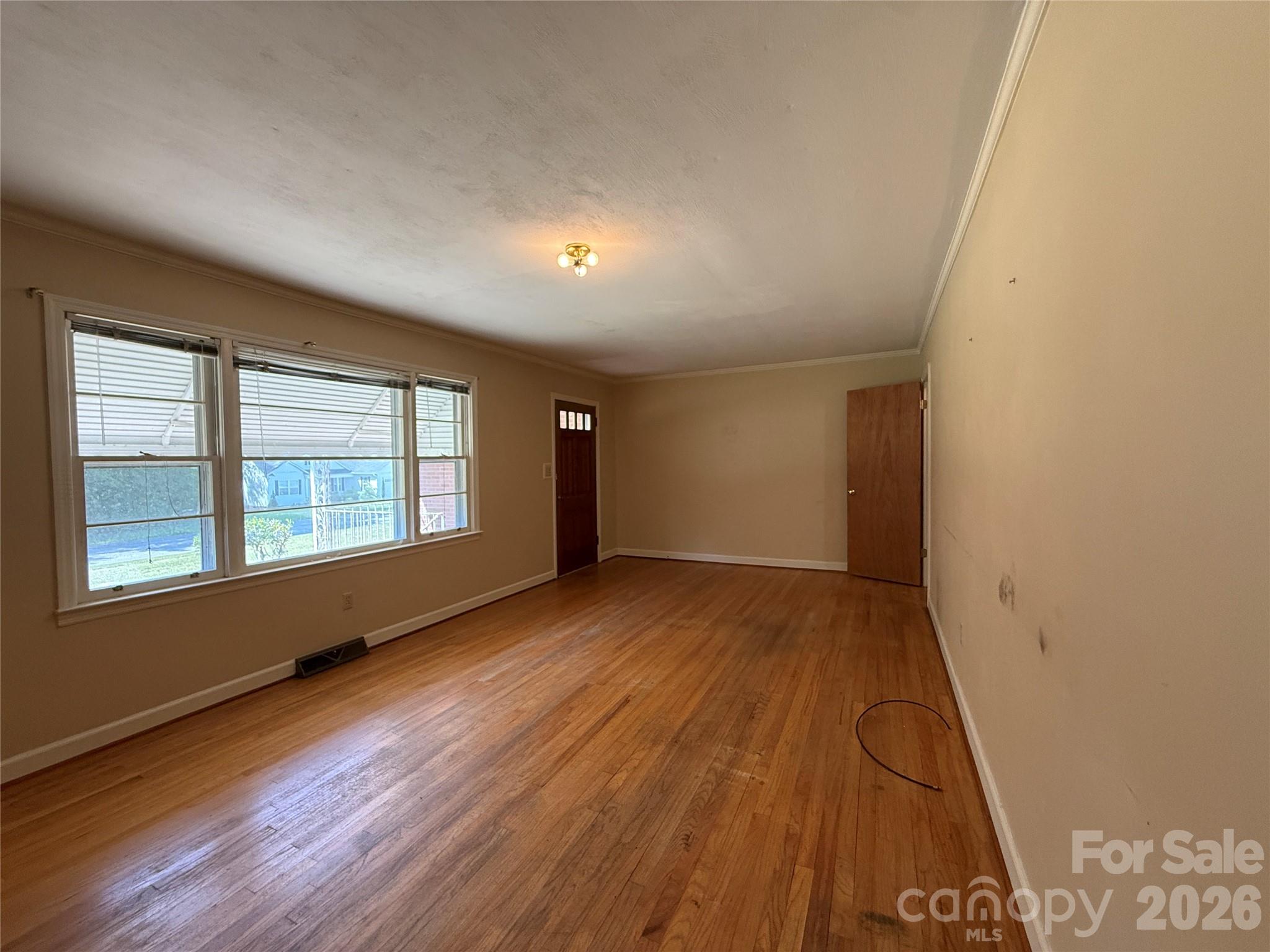 206 W Welsh Street Property Photo 10