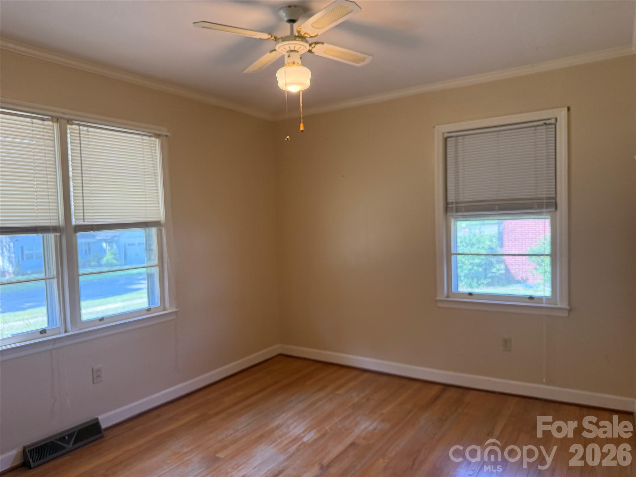 206 W Welsh Street Property Photo 12
