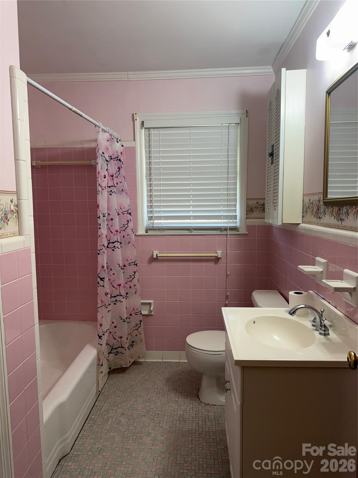 206 W Welsh Street Property Photo 18