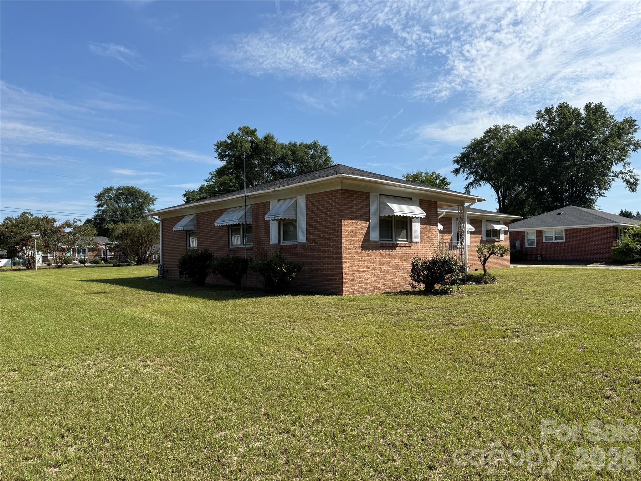 206 W Welsh Street Property Photo 31