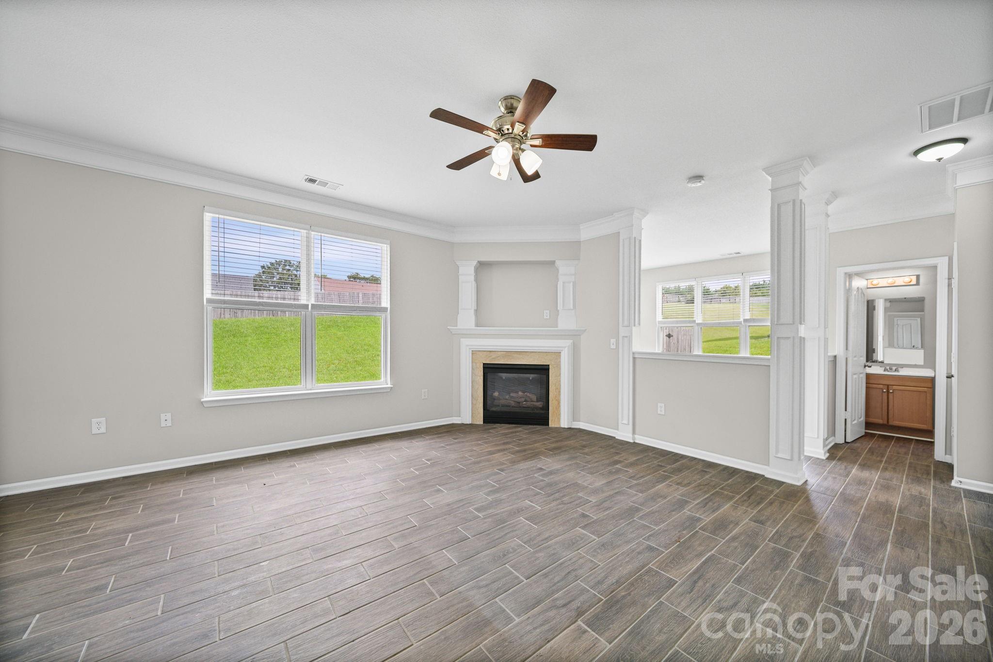 8246 Weeping Fig Lane Property Photo 7