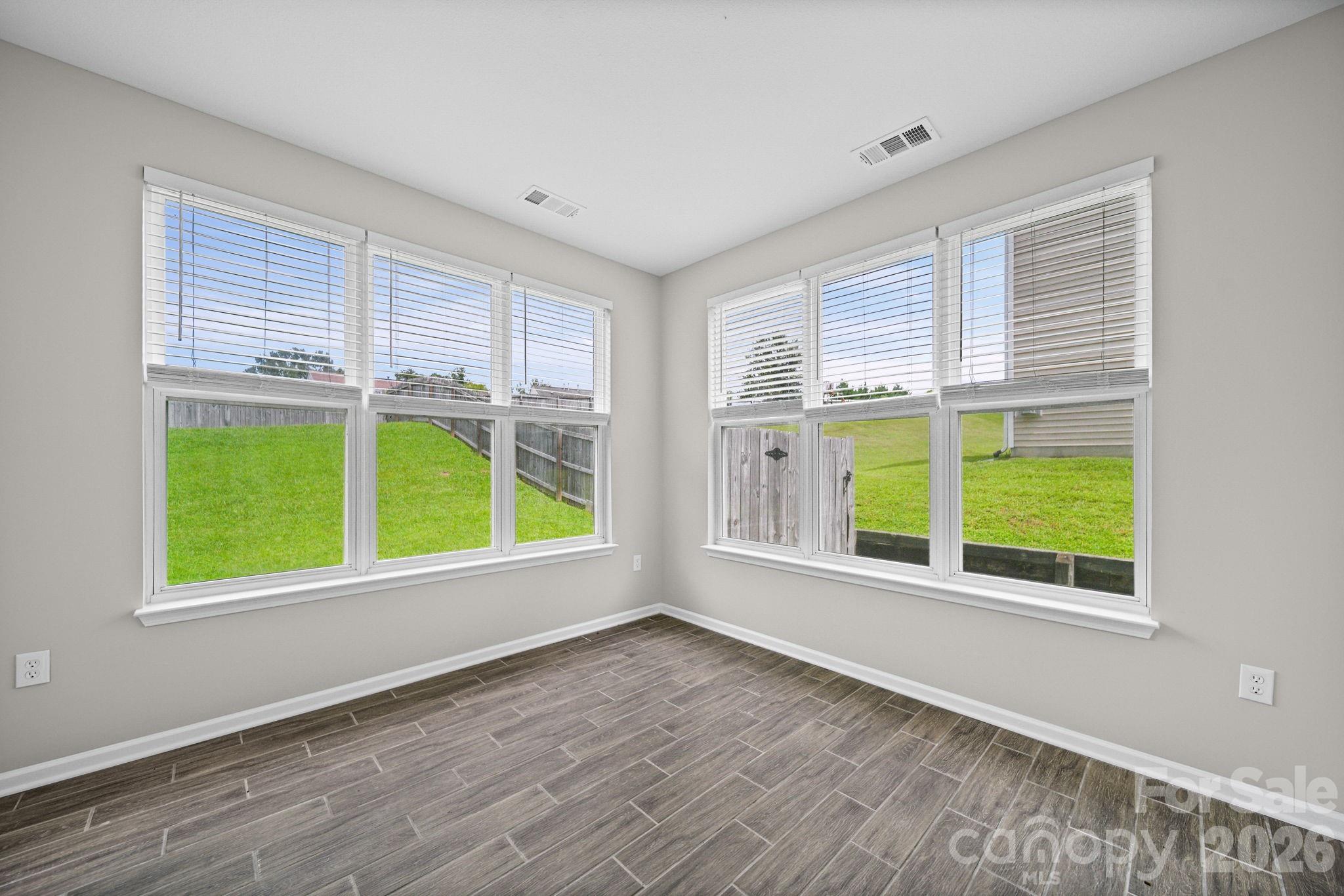 8246 Weeping Fig Lane Property Photo 14