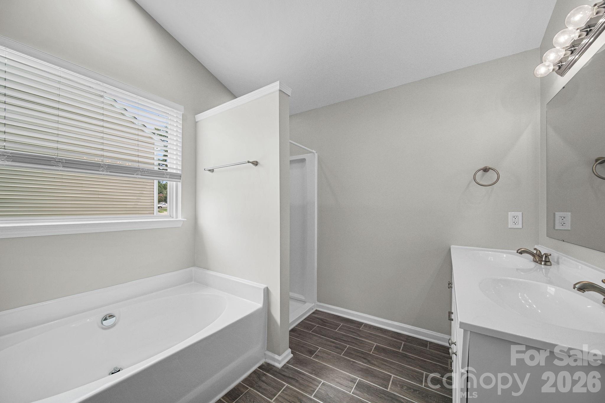 8246 Weeping Fig Lane Property Photo 20