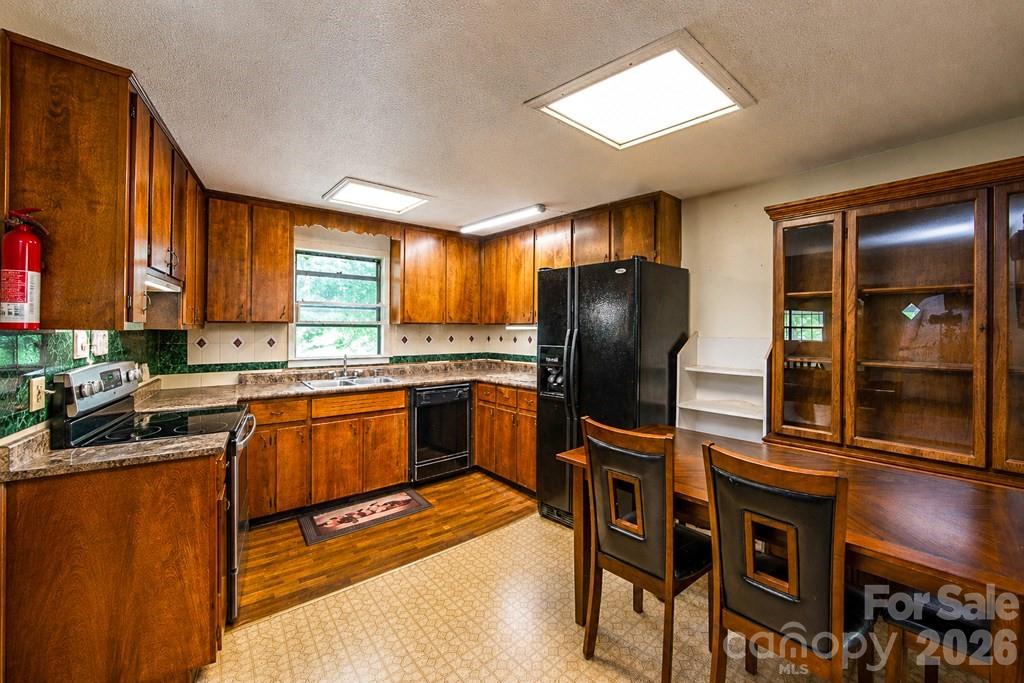 901 Rufus Robinson Road Property Photo 13