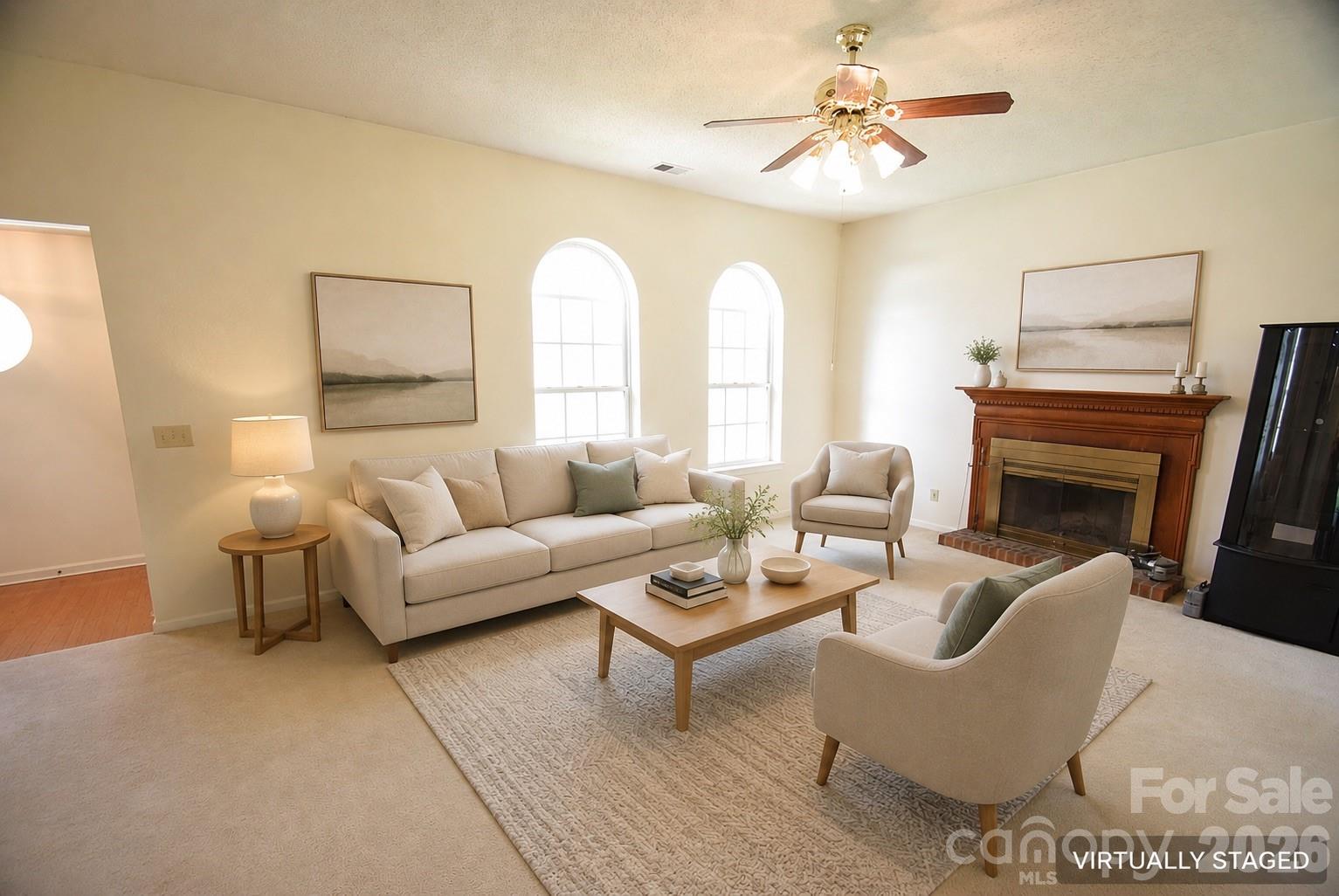 5014 Jade Court Property Photo 4