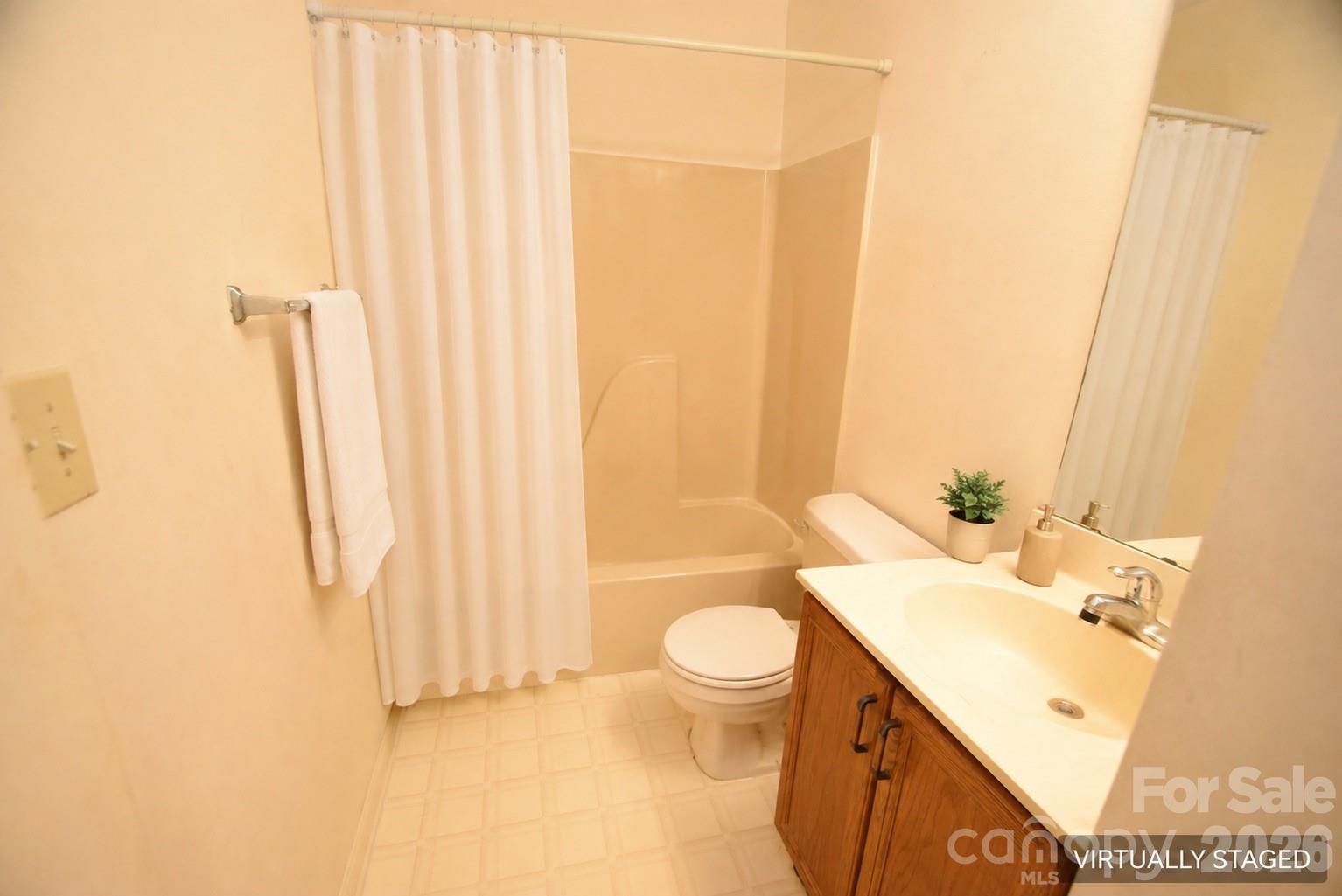 5014 Jade Court Property Photo 20
