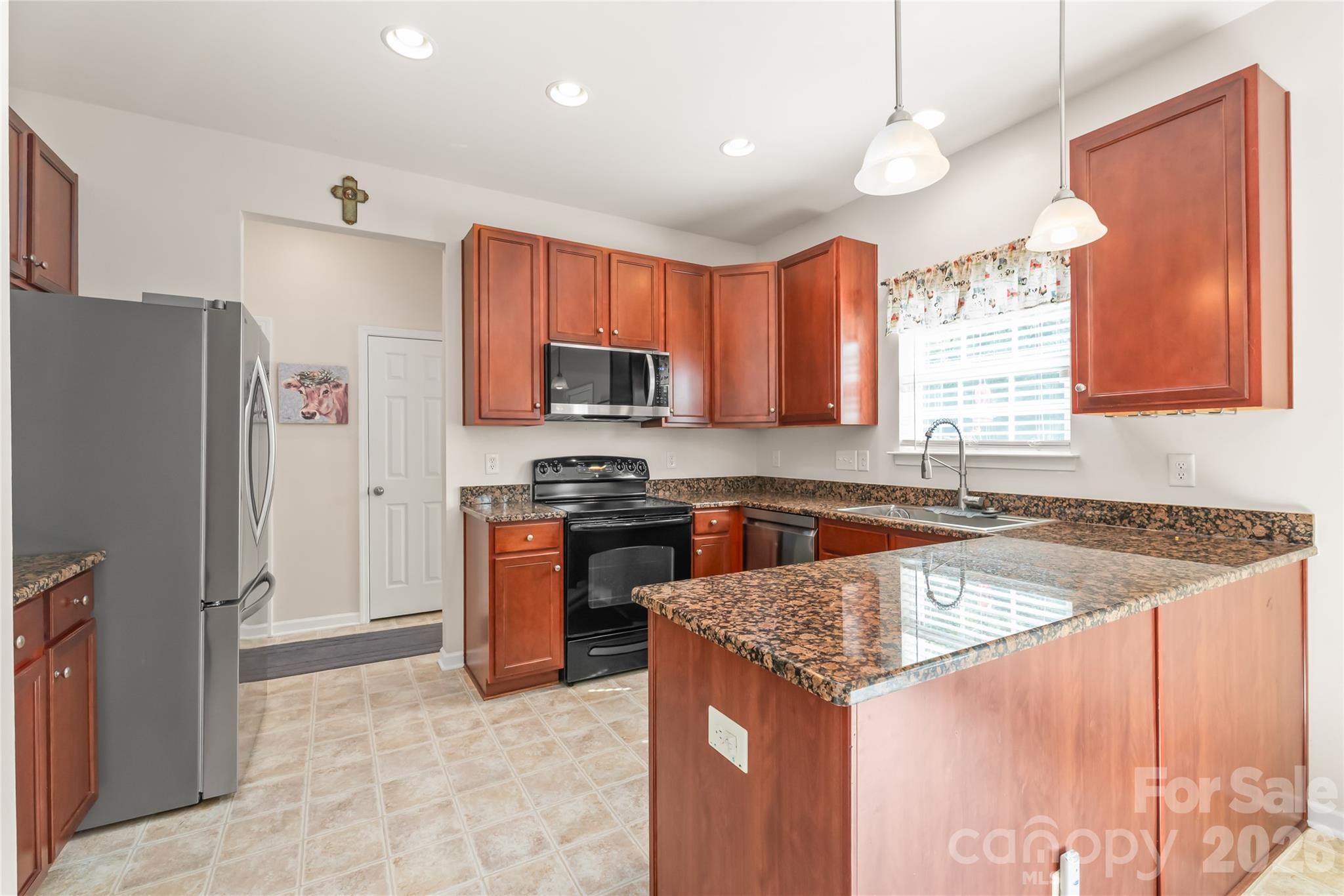 11639 Tucker Field Road Property Photo 7