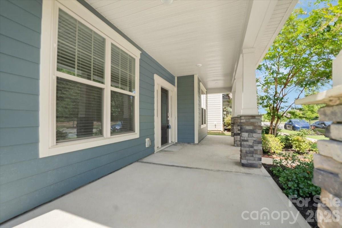 15505 Davidson East Drive Property Photo 4