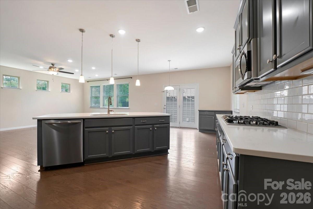 15505 Davidson East Drive Property Photo 10